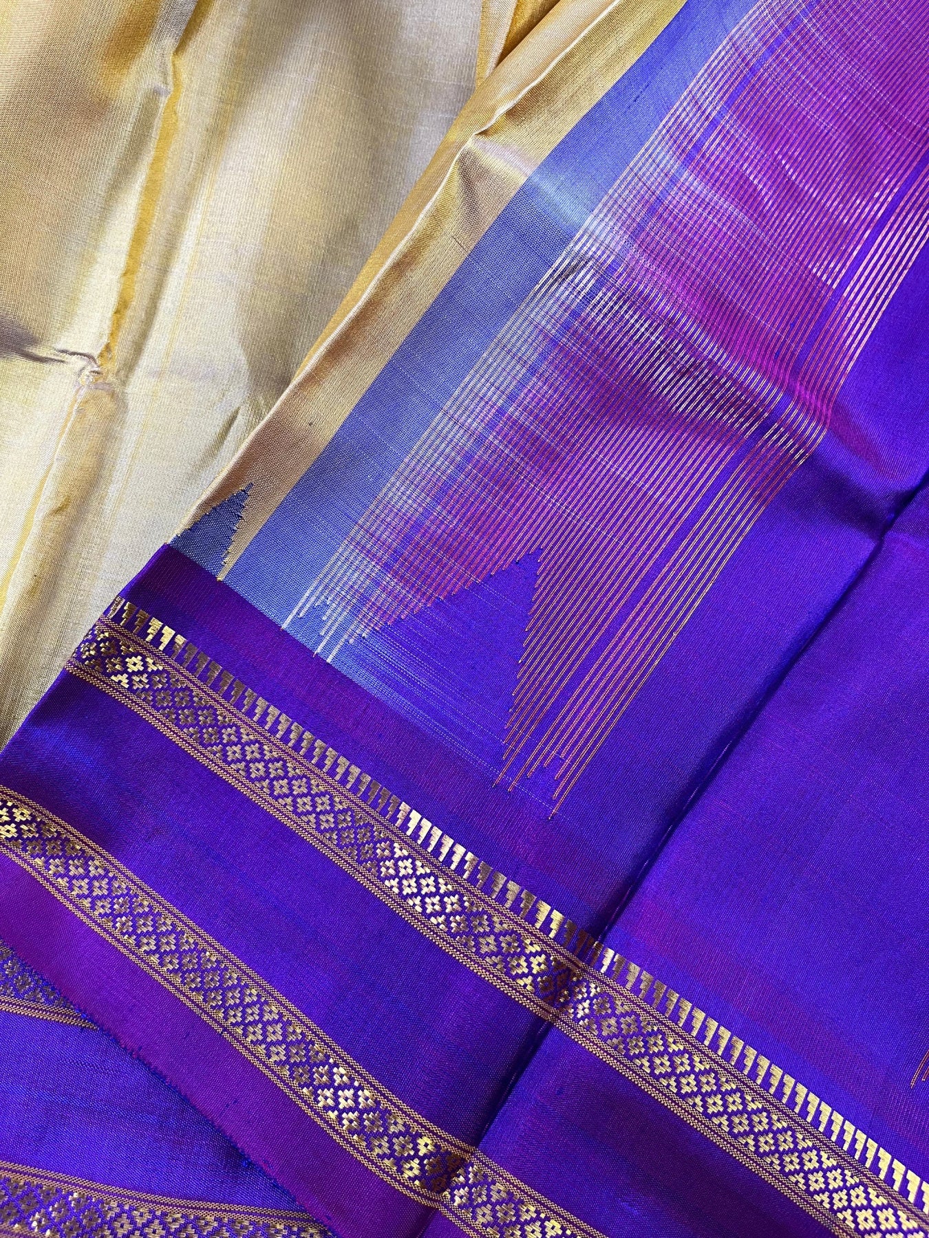 BEIGE SILK PURE HANDLOOM GADWAL DUPATTA