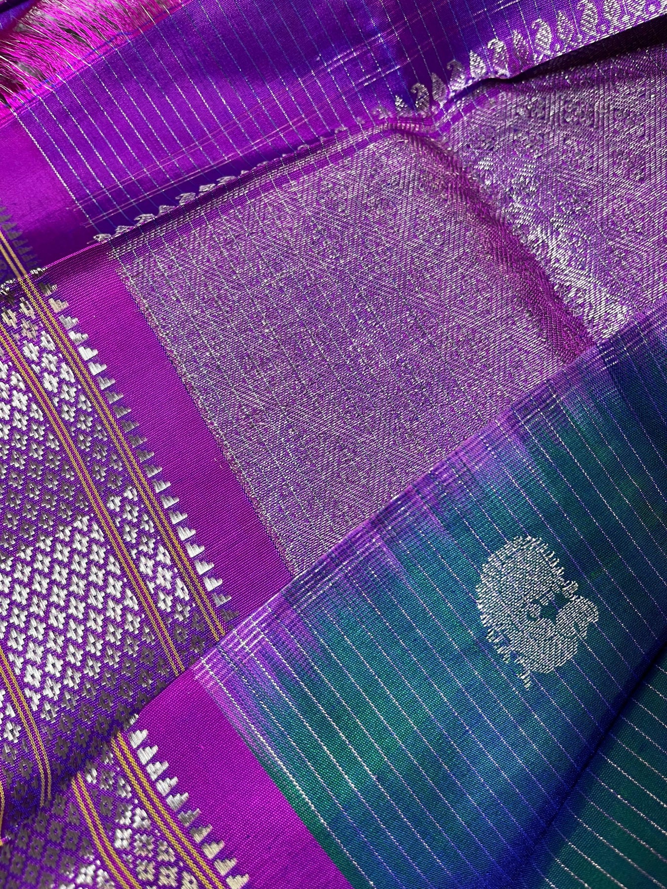 PEACOCK GREEN SILK PURE HANDLOOM GADWAL DUPATTA