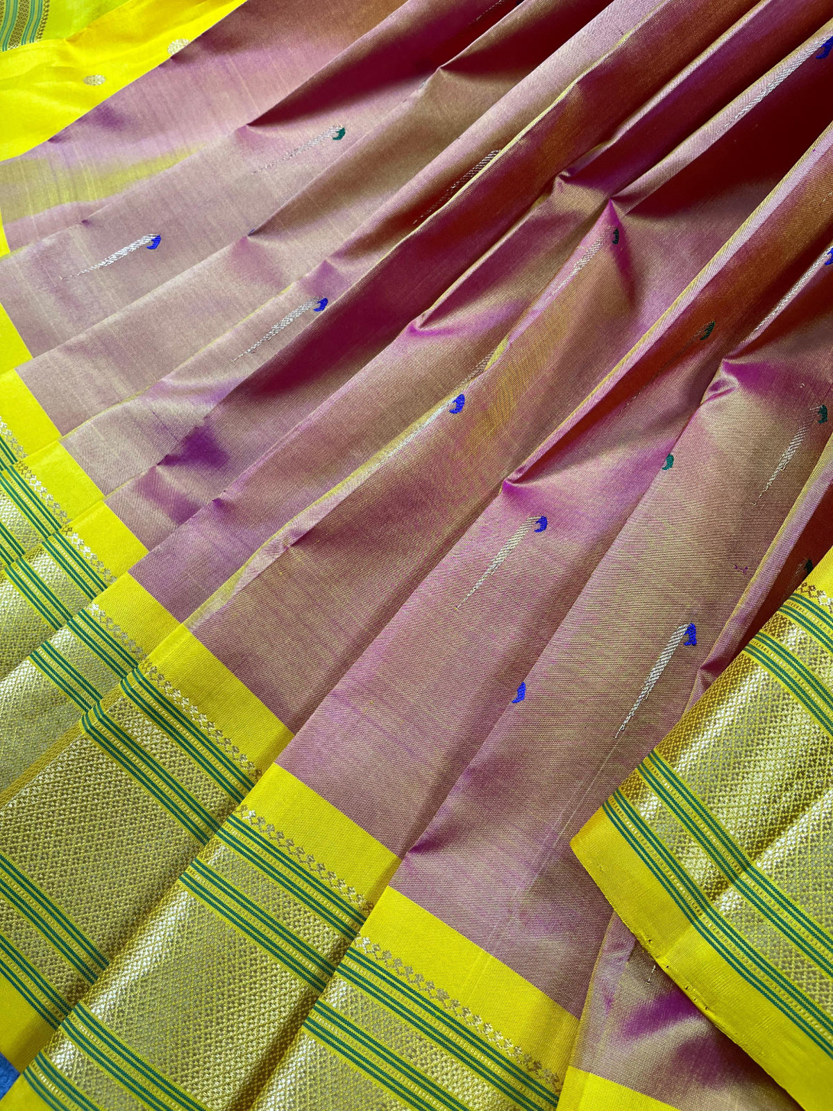 TWO TONE PINK PURE SILK HANDLOOM PAITHANI SAREE