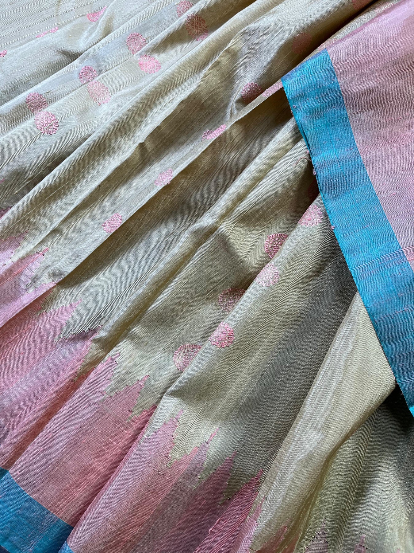 LIGHT BEIGE DUPION SILK PURE HANDLOOM GADWAL SAREE
