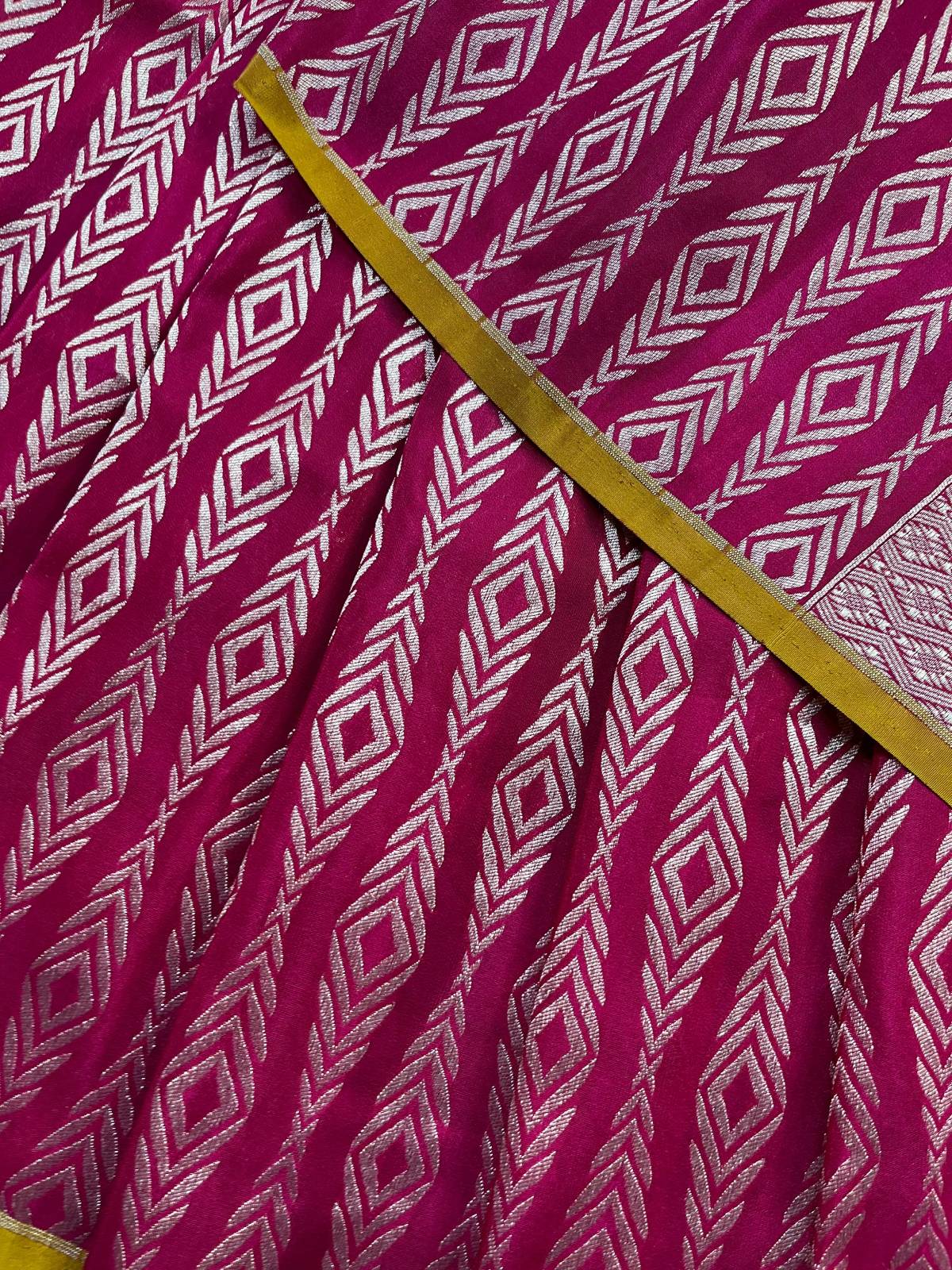 MAJENTA PINK SILK PURE HANDLOOM BANARASI SAREE