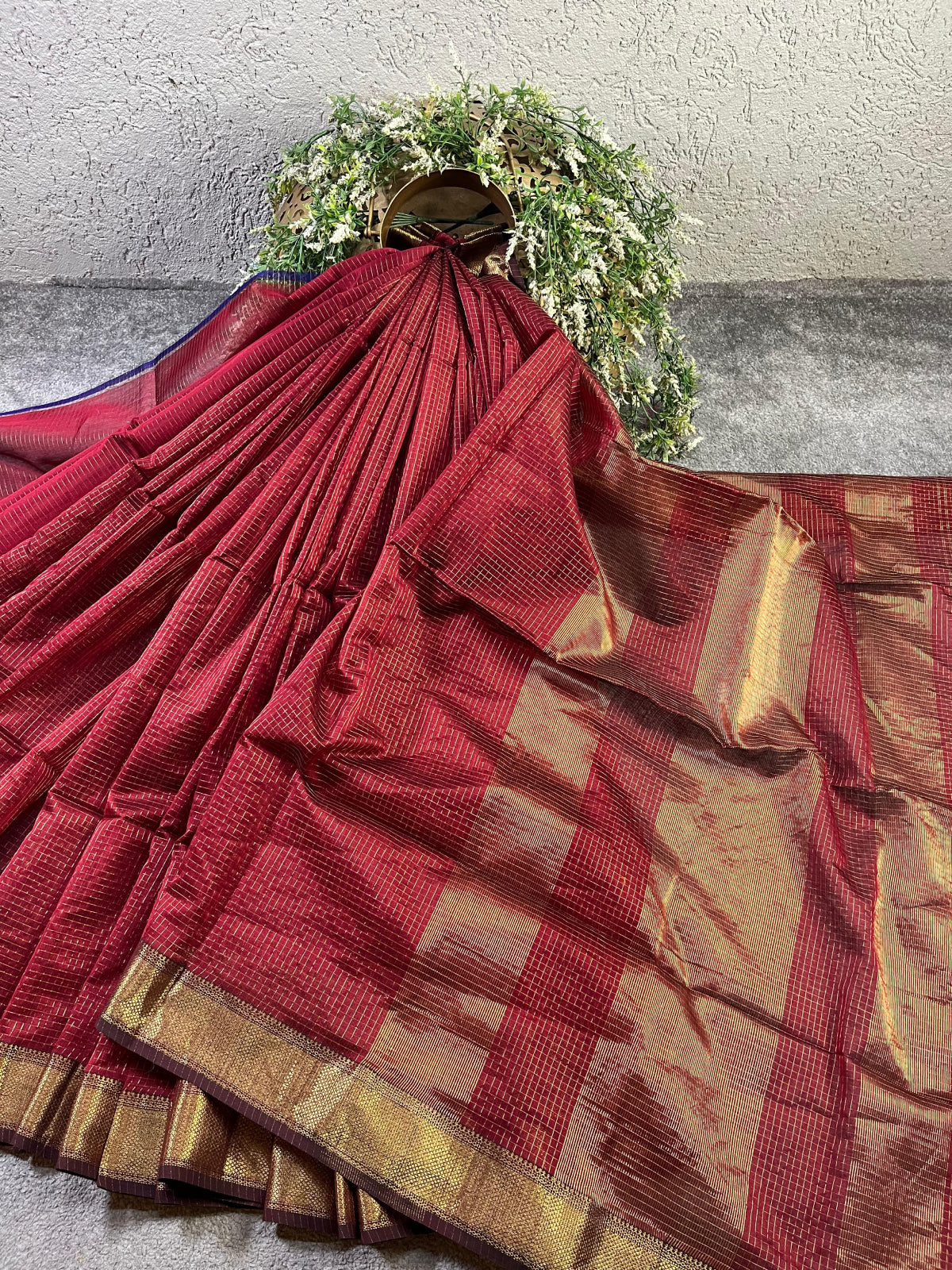 RED SICO PURE HANDLOOM MAHESHWARI SAREE