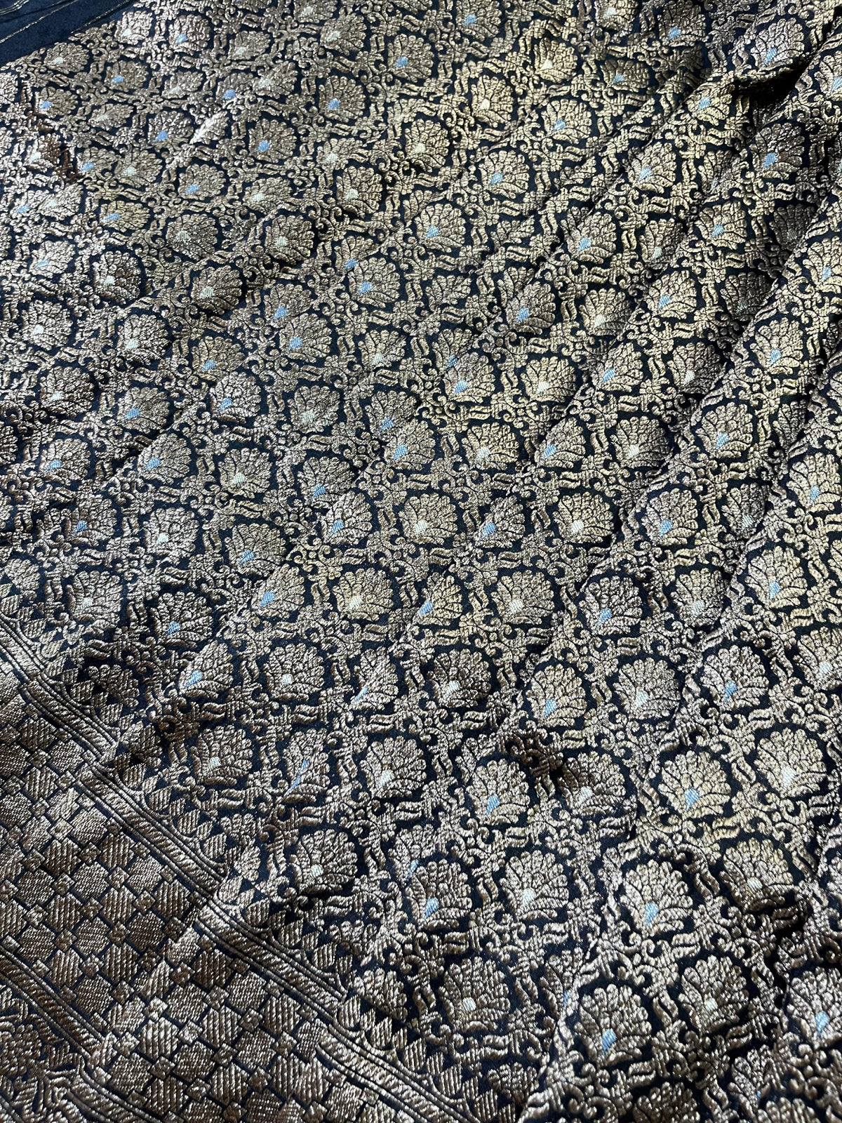 BLACK SILK PURE HANDLOOM BANARASI SAREE