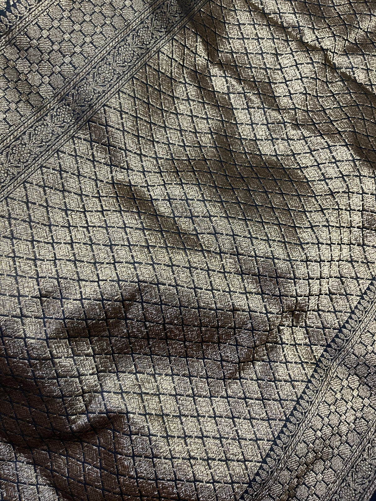 BLACK SILK PURE HANDLOOM BANARASI SAREE