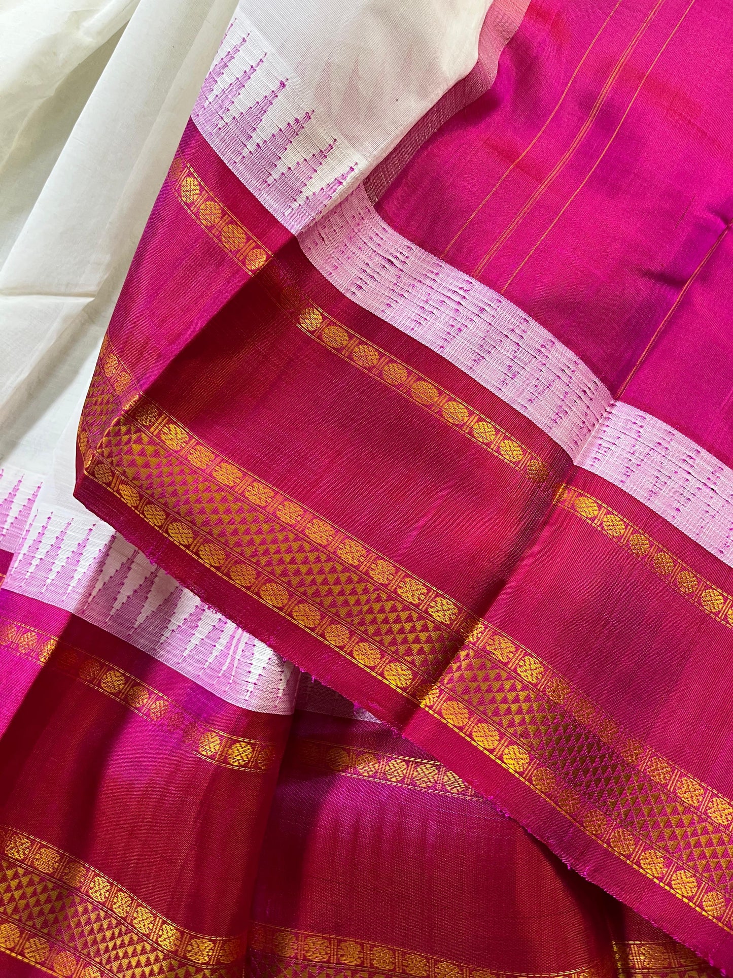 CREAM COTTON PURE HANDLOOM KANJIVARAM SAREE