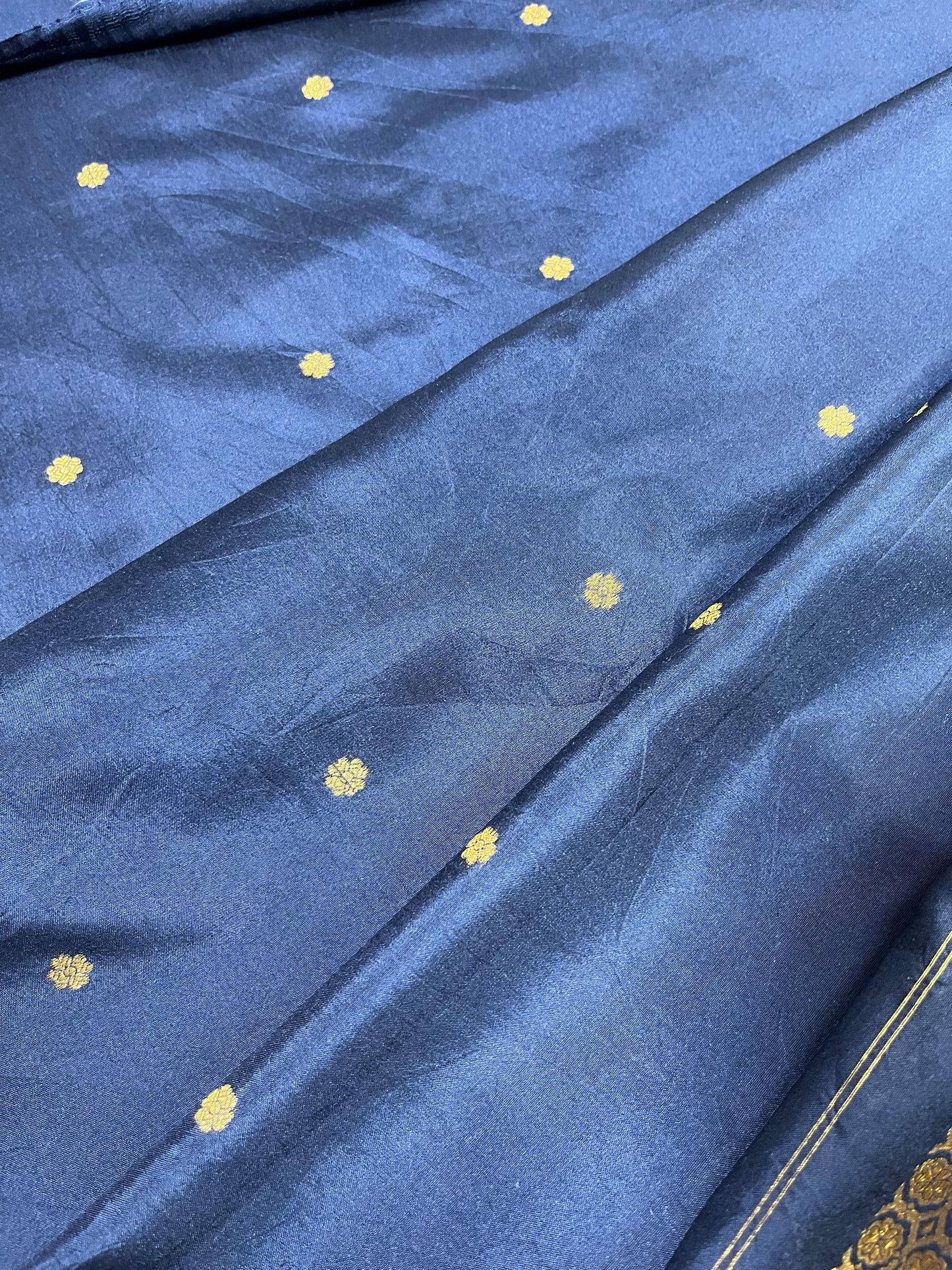 GOLD KATAN TISSUE PURE HANDLOOM BANARASI SAREE