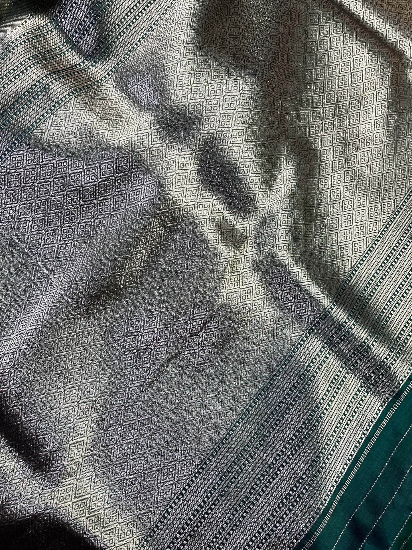 SILVER KATAN TISSUE PURE HANDLOOM BANARASI SAREE