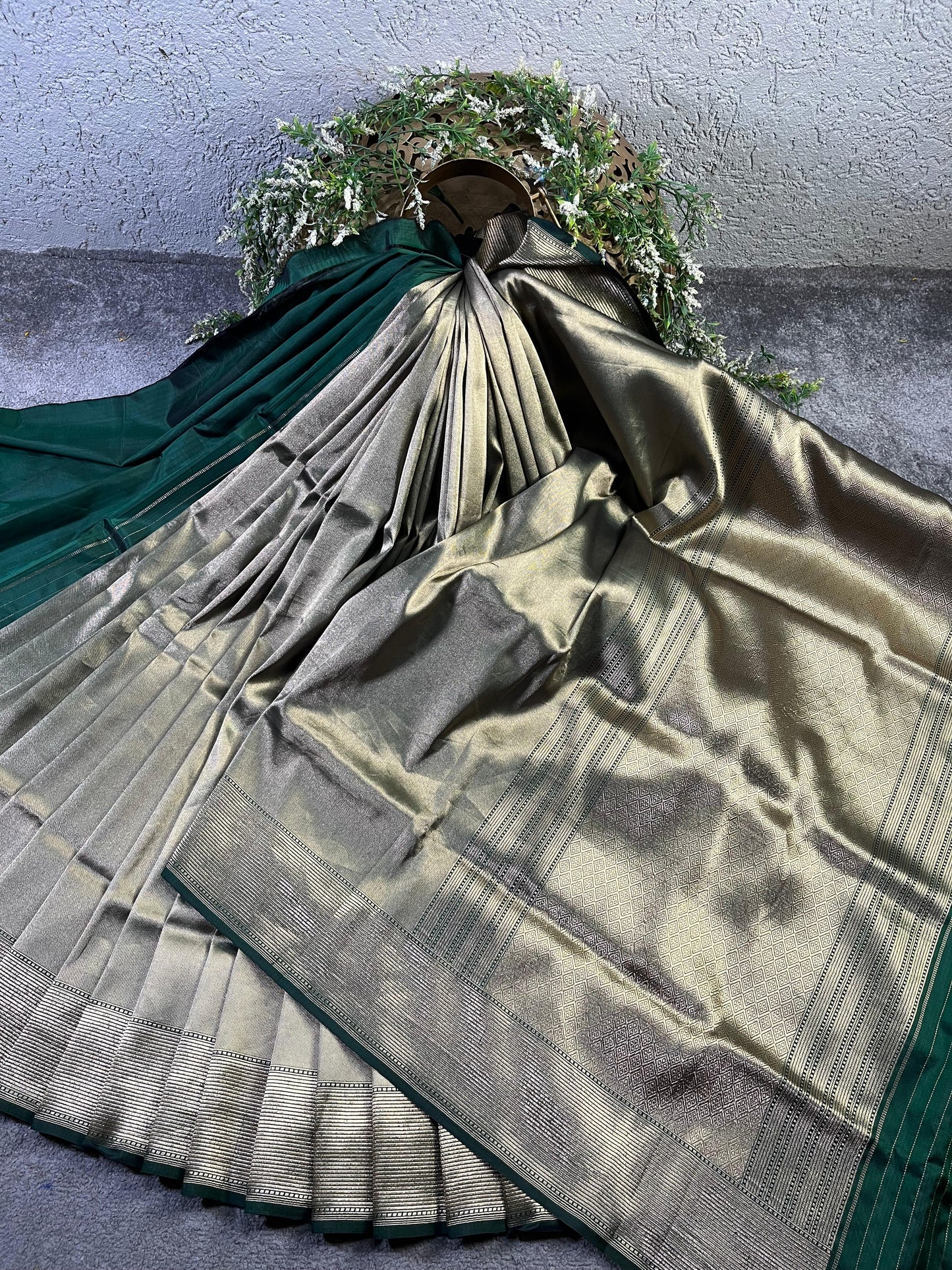 SILVER KATAN TISSUE PURE HANDLOOM BANARASI SAREE