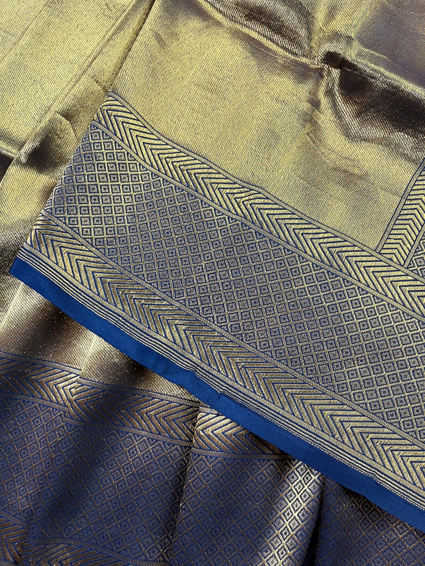 GOLD KATAN TISSUE PURE HANDLOOM BANARASI SAREE