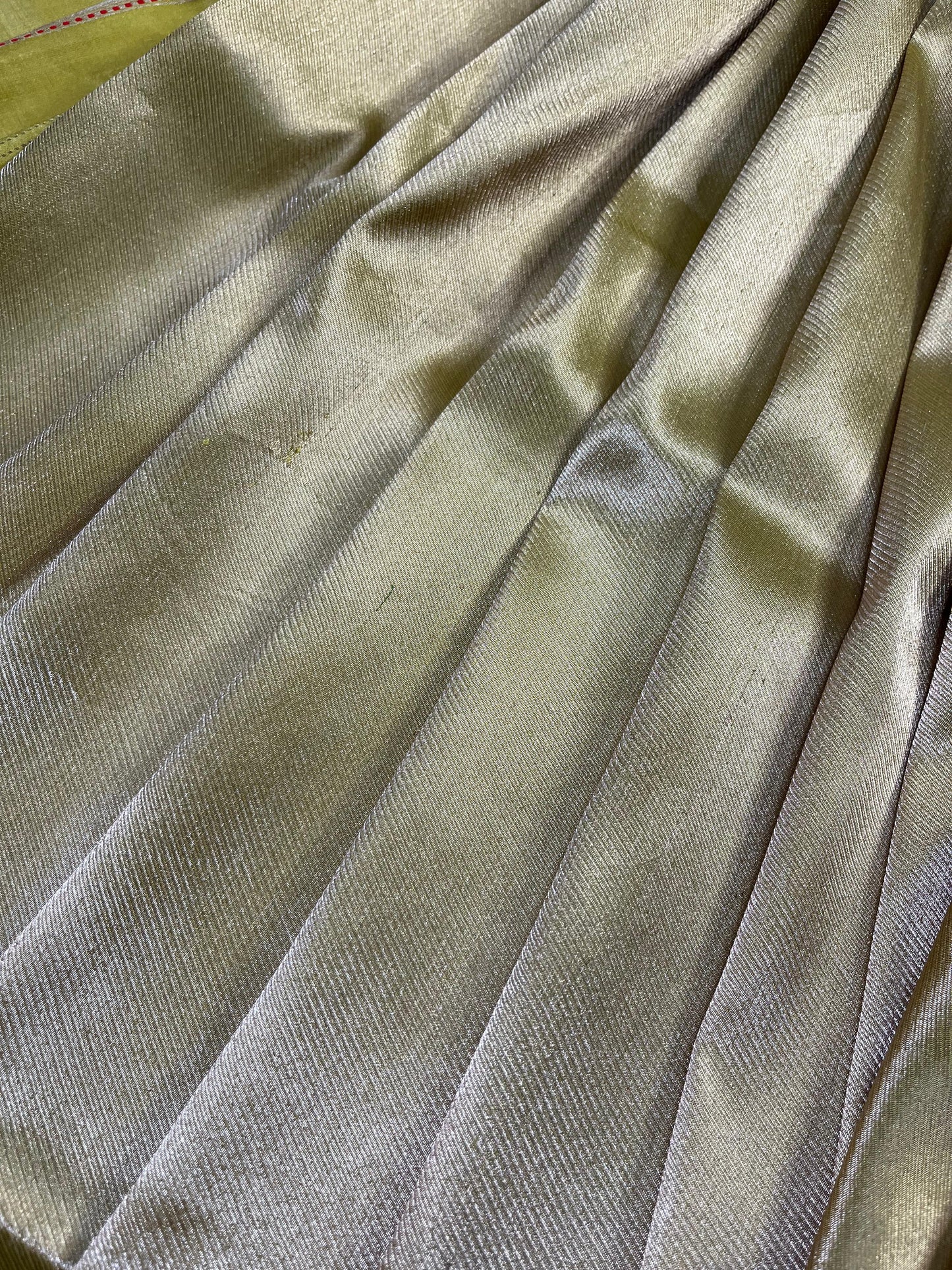 NEON GREEN KATAN TISSUE PURE HANDLOOM BANARASI SAREE