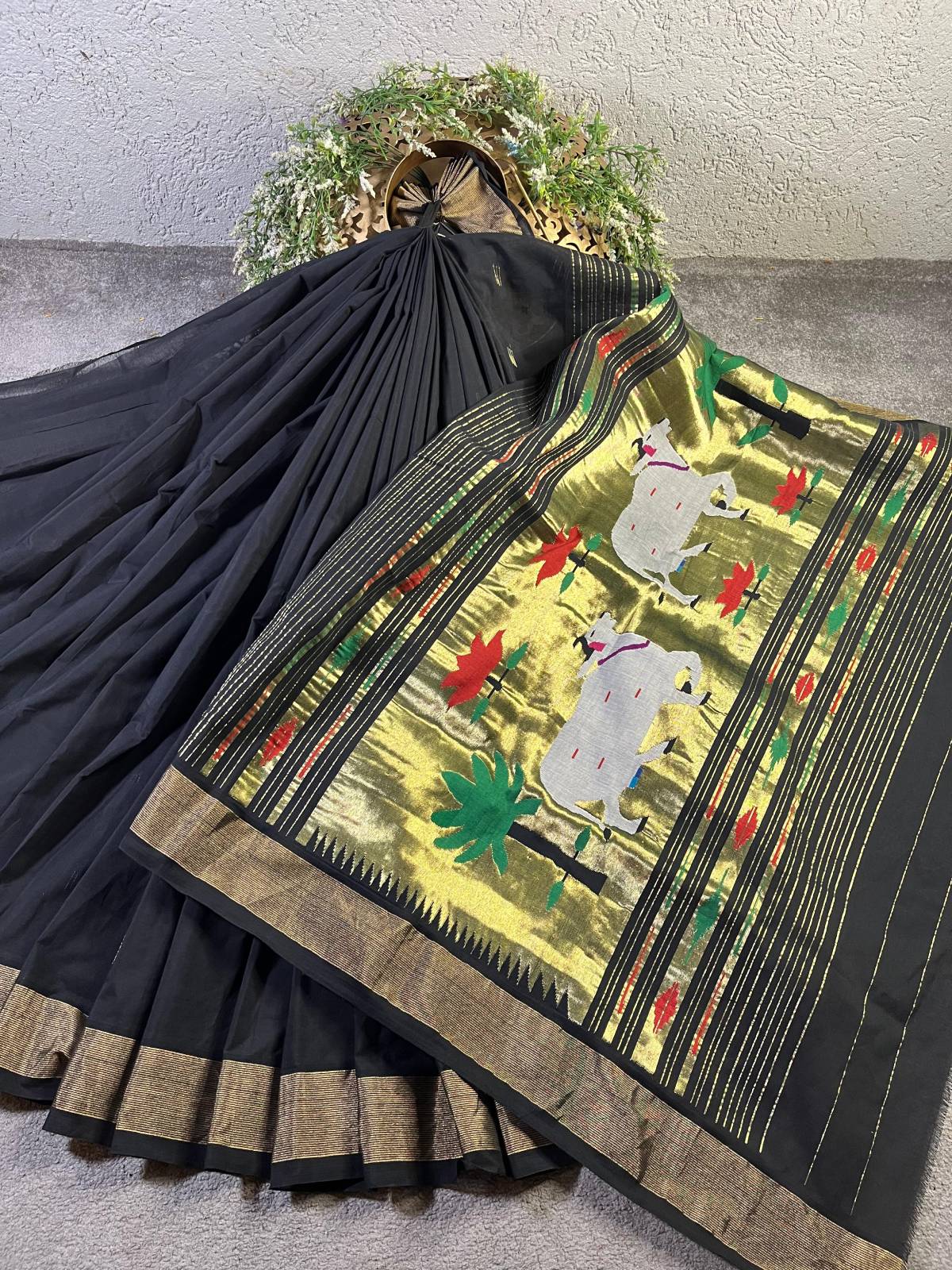 BLACK PURE HANDLOOM COTTON PAITHANI SAREE