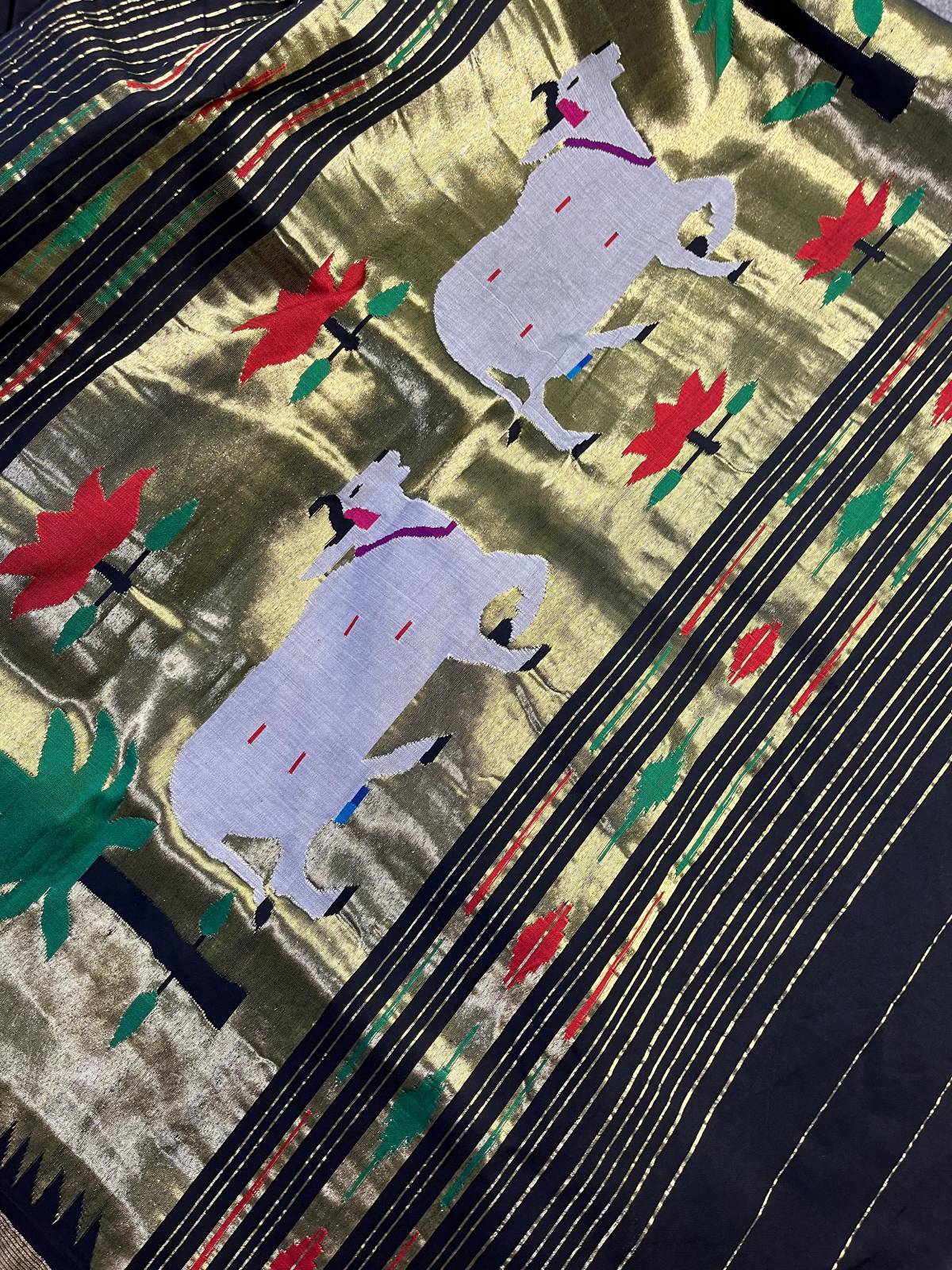 BLACK PURE HANDLOOM COTTON PAITHANI SAREE