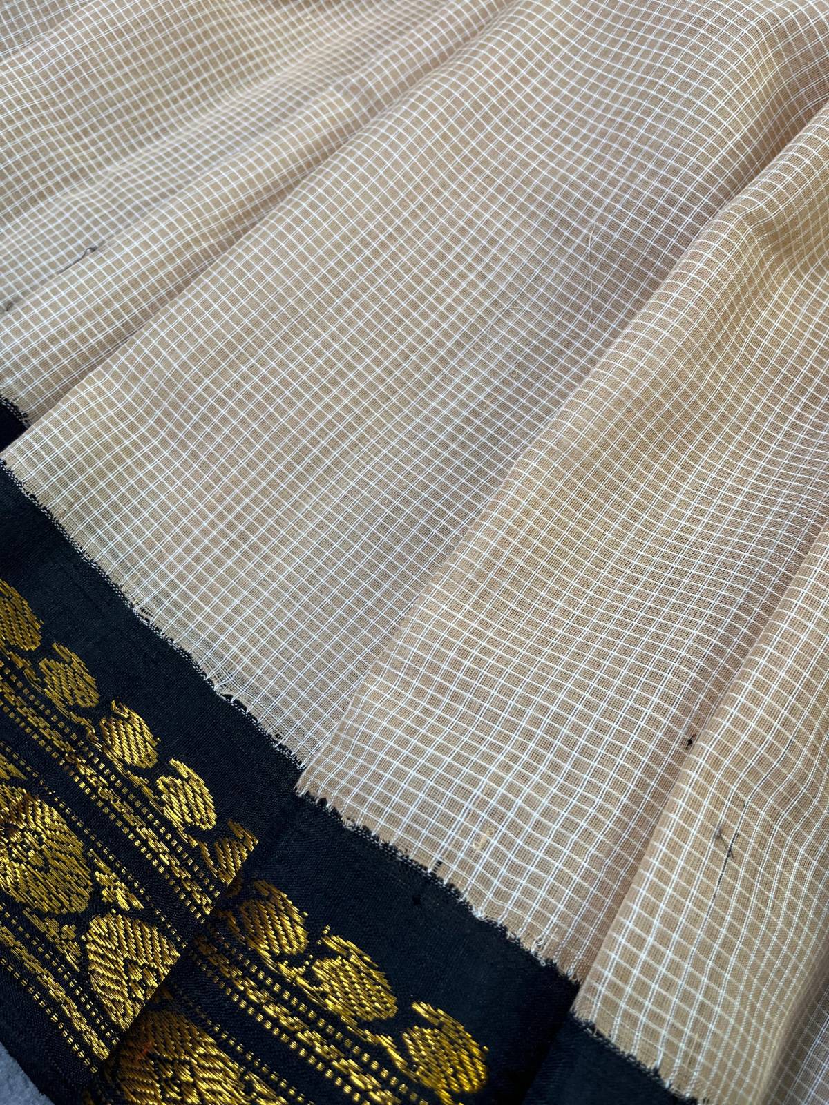 BEIGE COTTON PURE HANDLOOM GADWAL SAREE