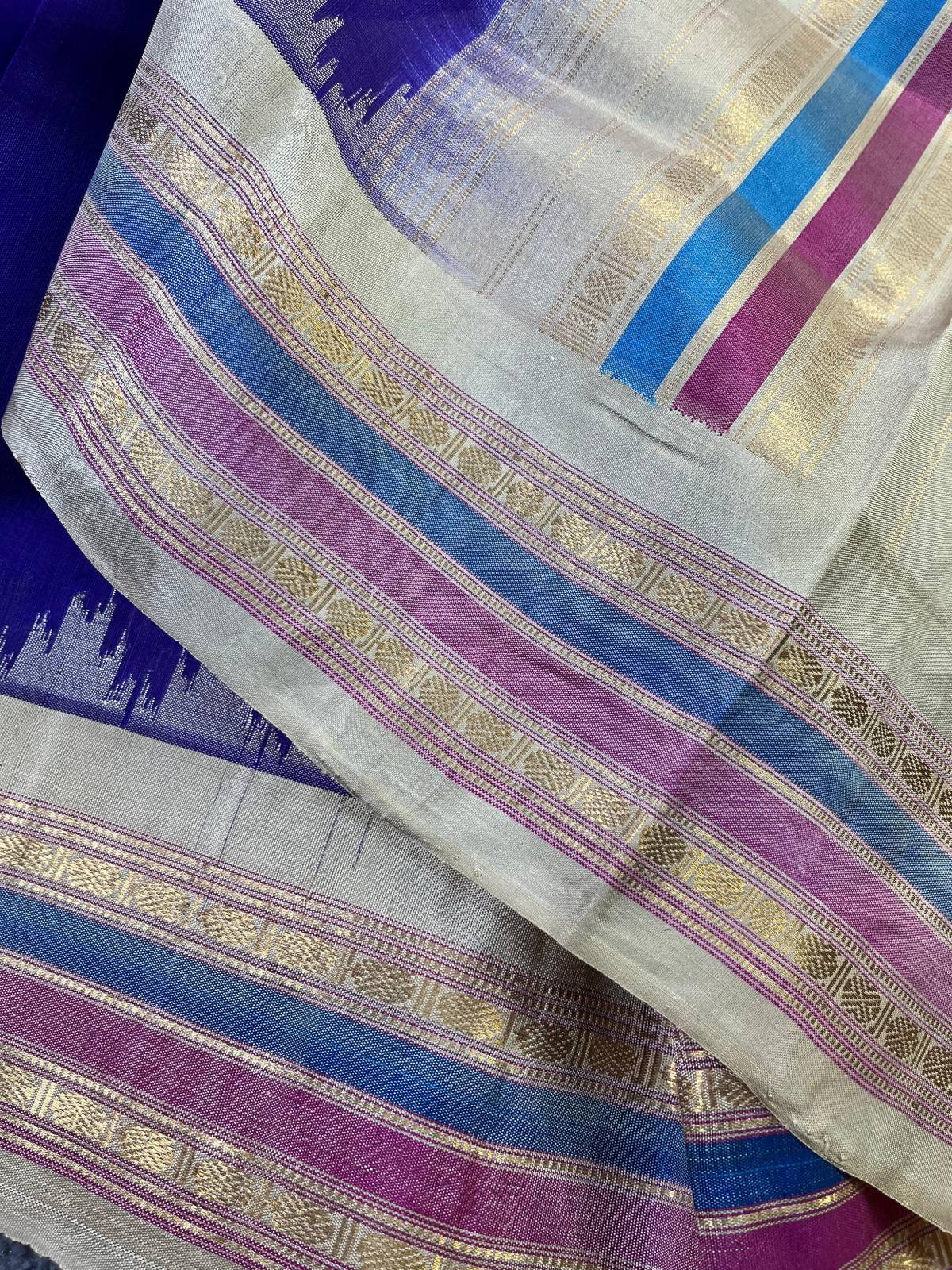 DARK PURPLE SICO PURE HANDLOOM GADWAL SAREE