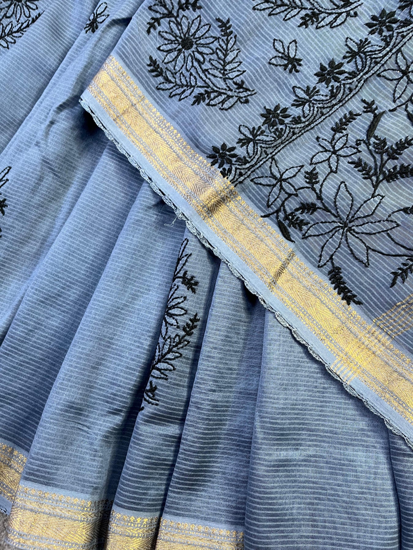 GREY COTTON PURE HANDLOOM LUCKNOWI SAREE