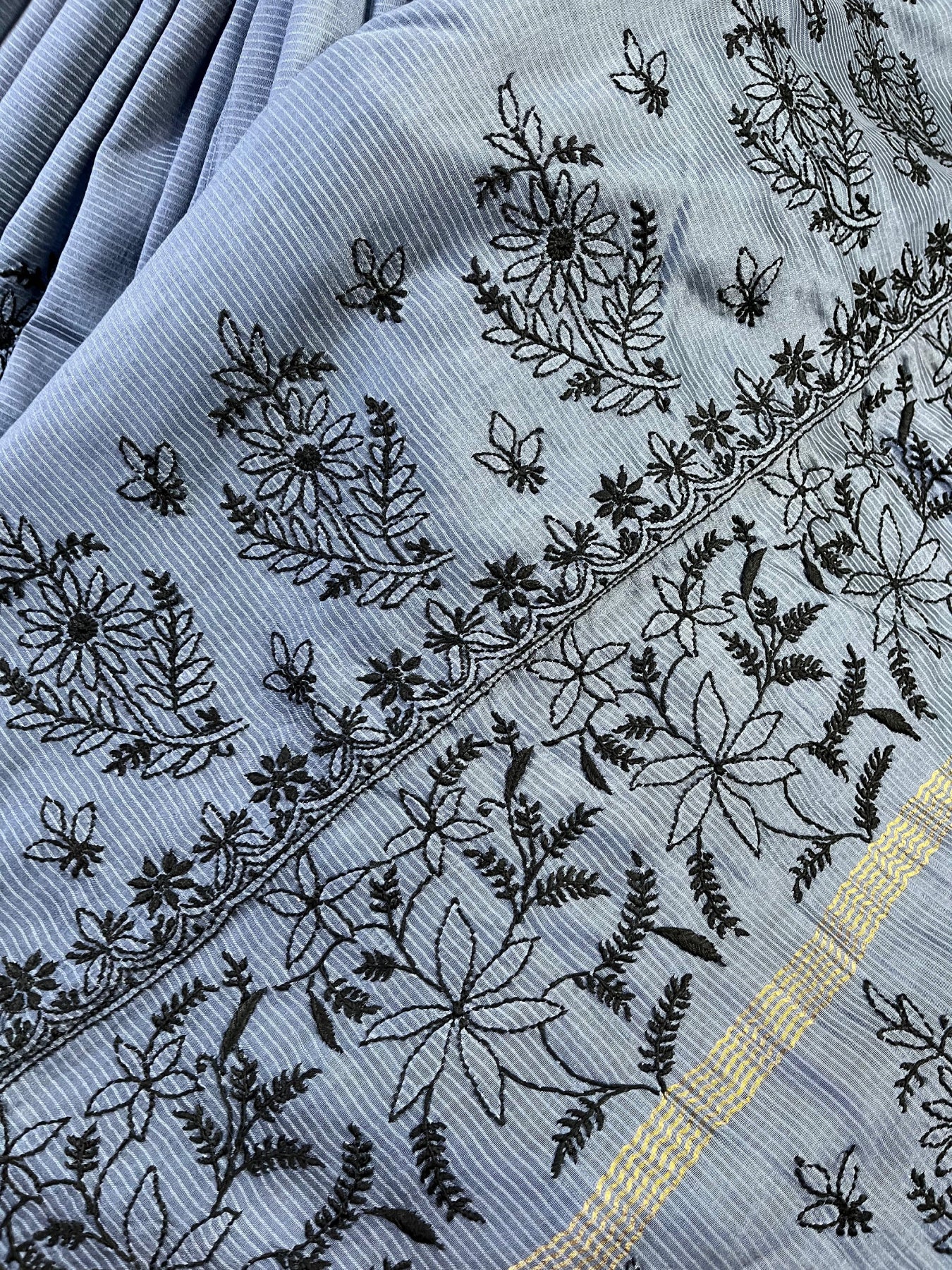 GREY COTTON PURE HANDLOOM LUCKNOWI SAREE