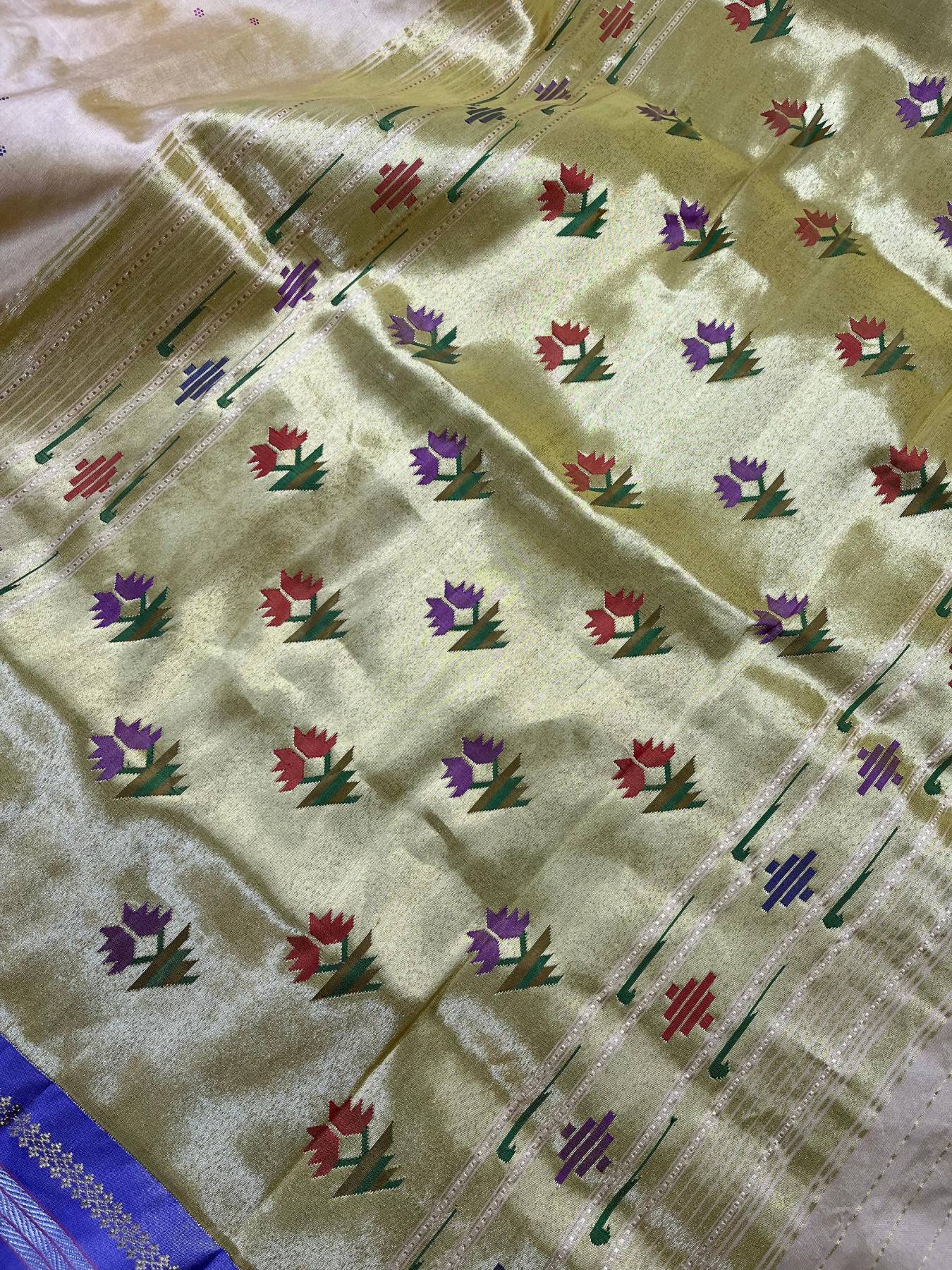 CREAM SILK PURE HANDLOOM PAITHANI SAREE