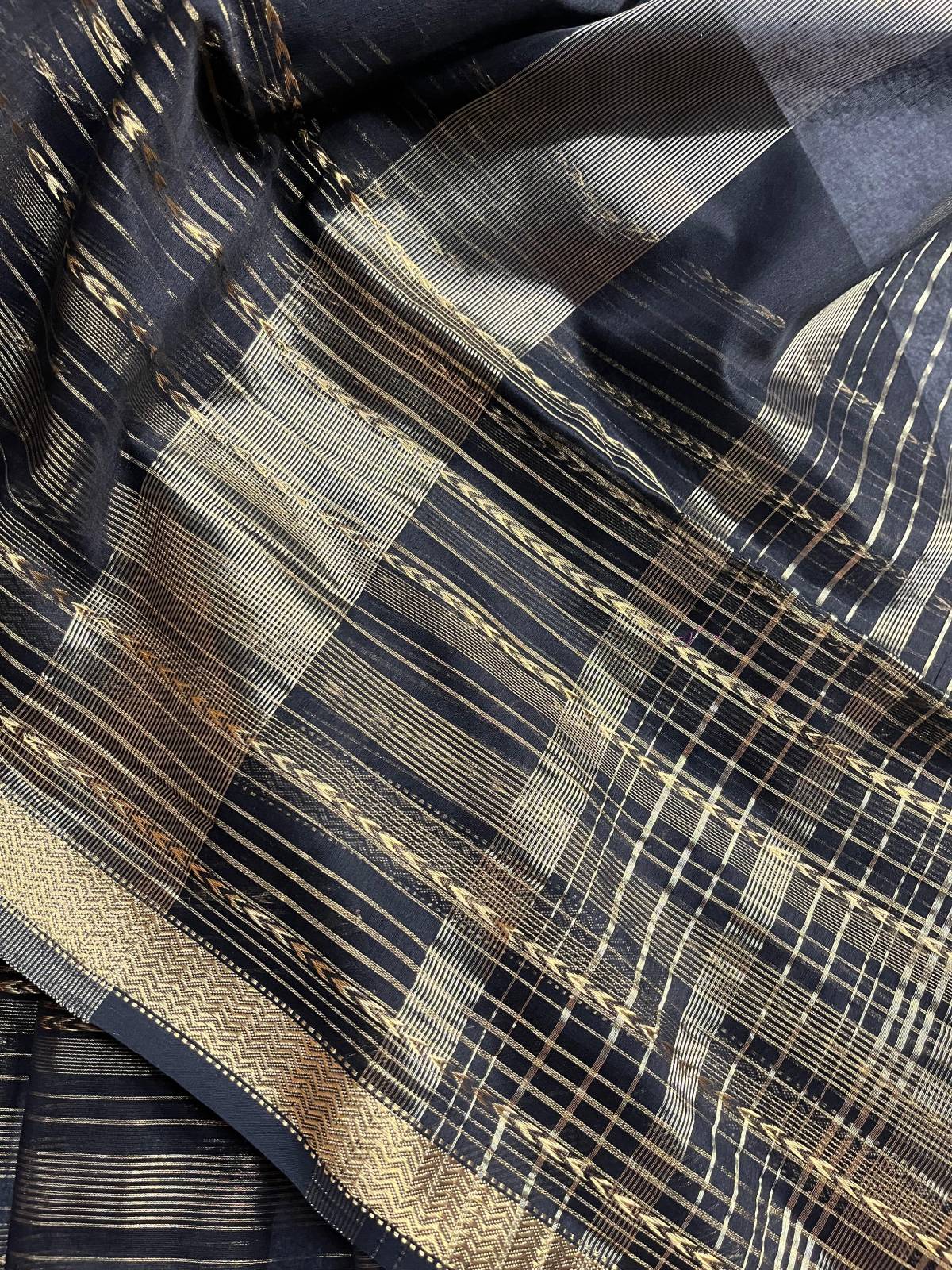 BLACK SICO PURE HANDLOOM MAHESHWARI SAREE