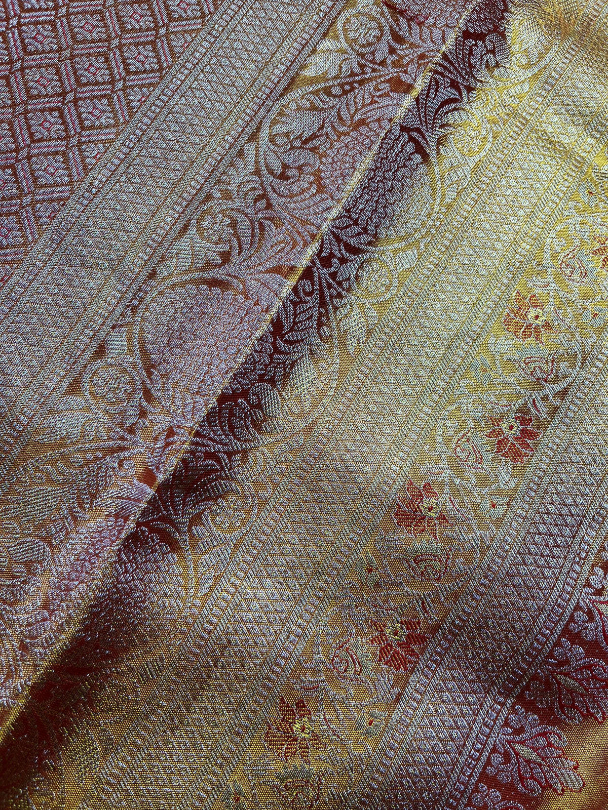 PARROT GREEN TISSUE SILK PURE HANDLOOM KANJIVARAM SAREE