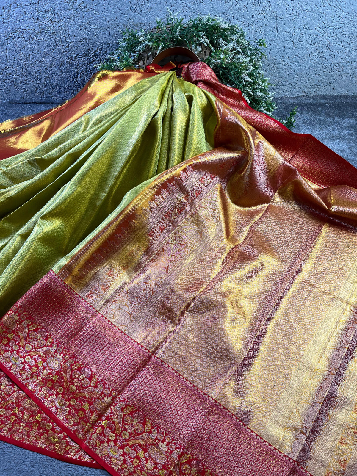PARROT GREEN TISSUE SILK PURE HANDLOOM KANJIVARAM SAREE