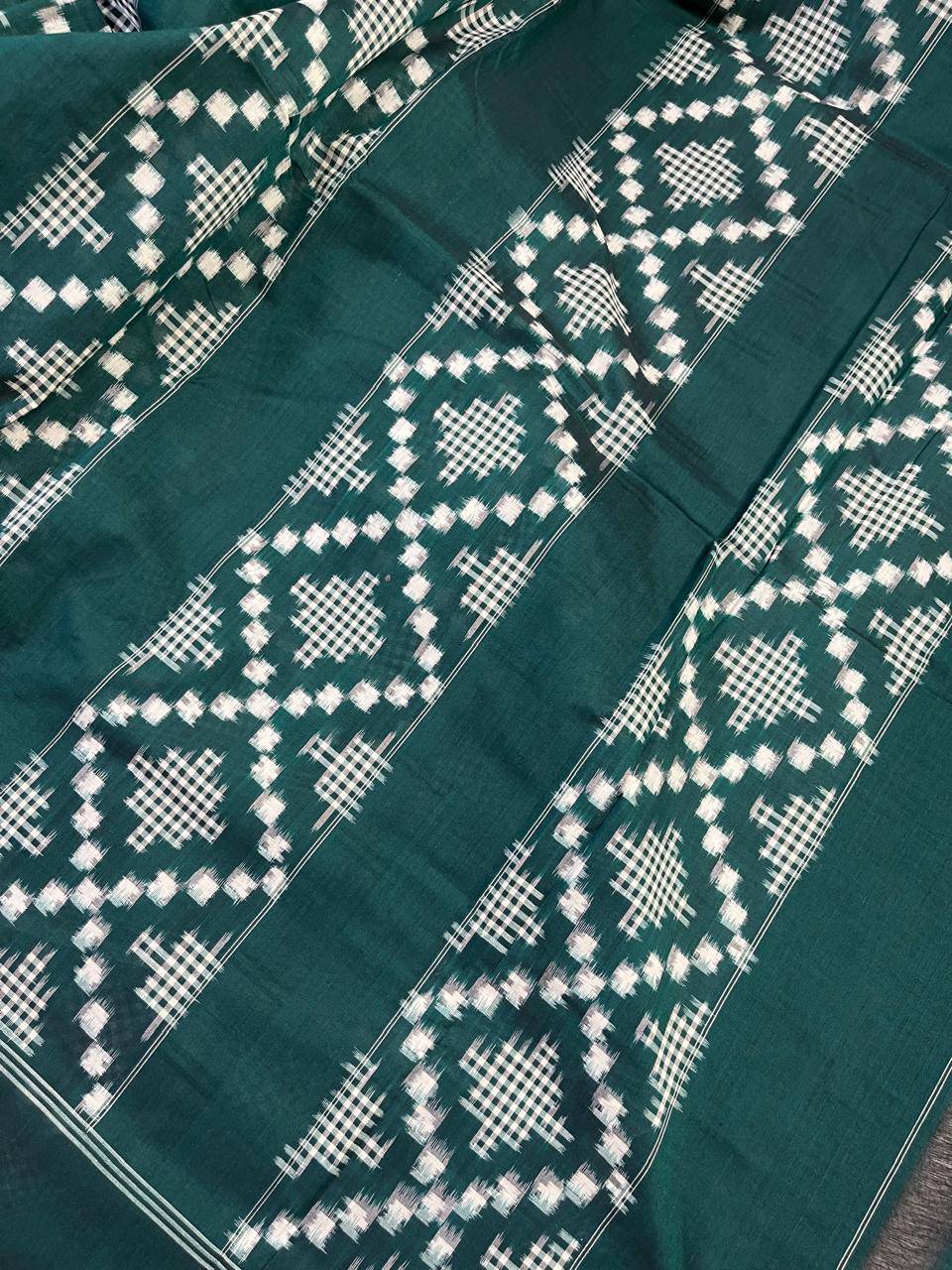 GREEN COTTON PURE HANDLOOM IKKAT SAREE