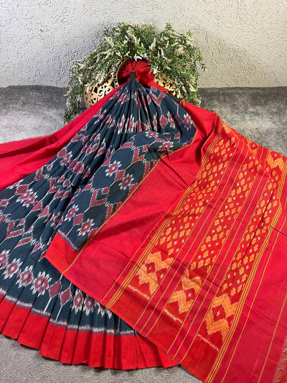 NAVY BLUE COTTON PURE HANDLOOM IKKAT SAREE
