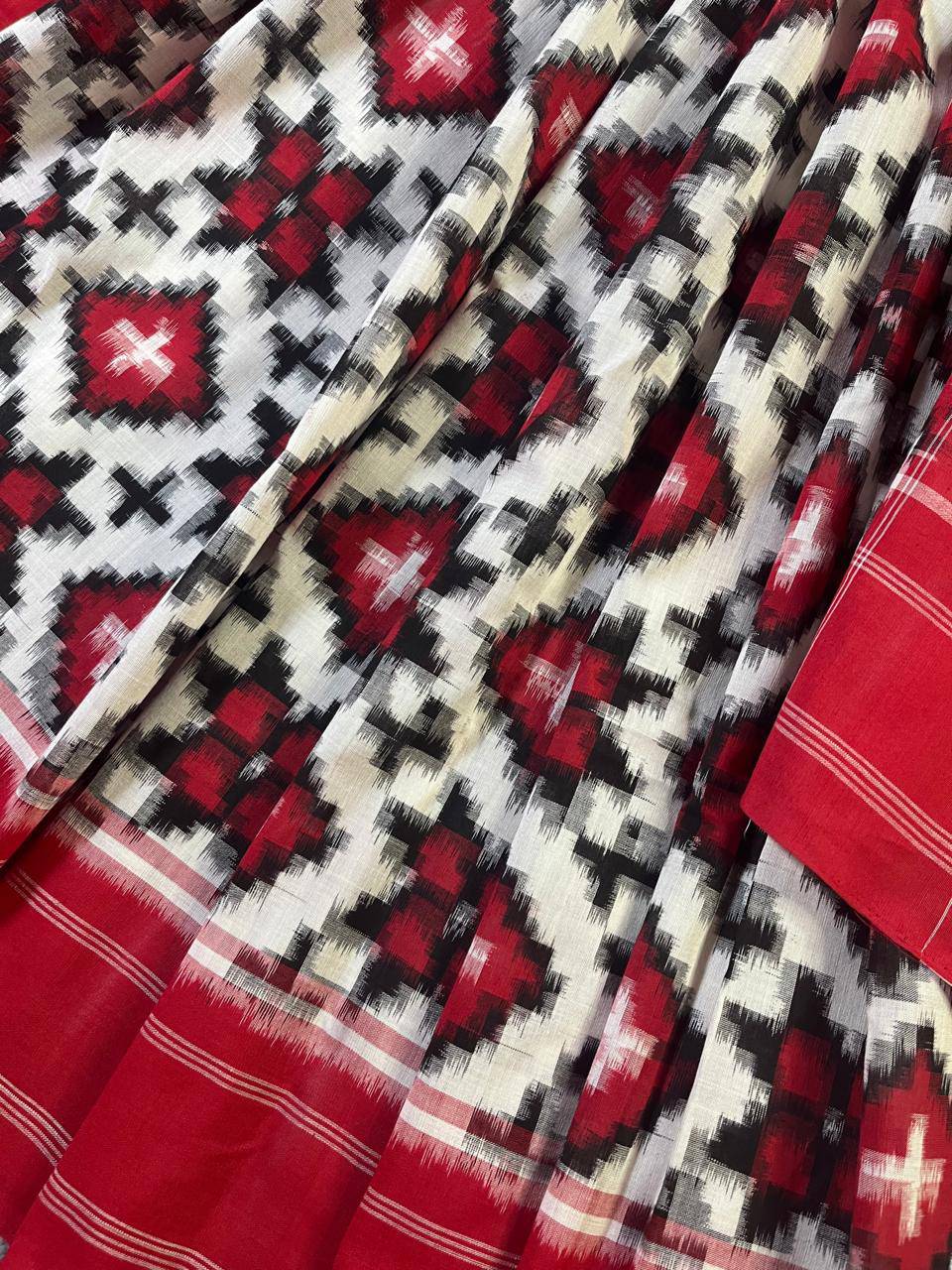 WHITE COTTON PURE HANDLOOM IKKAT SAREE