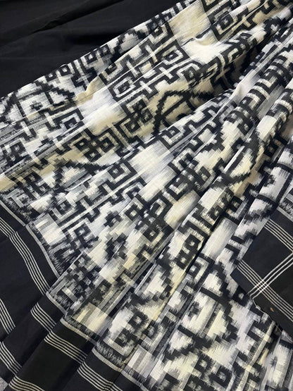 WHITE COTTON PURE HANDLOOM IKKAT SAREE