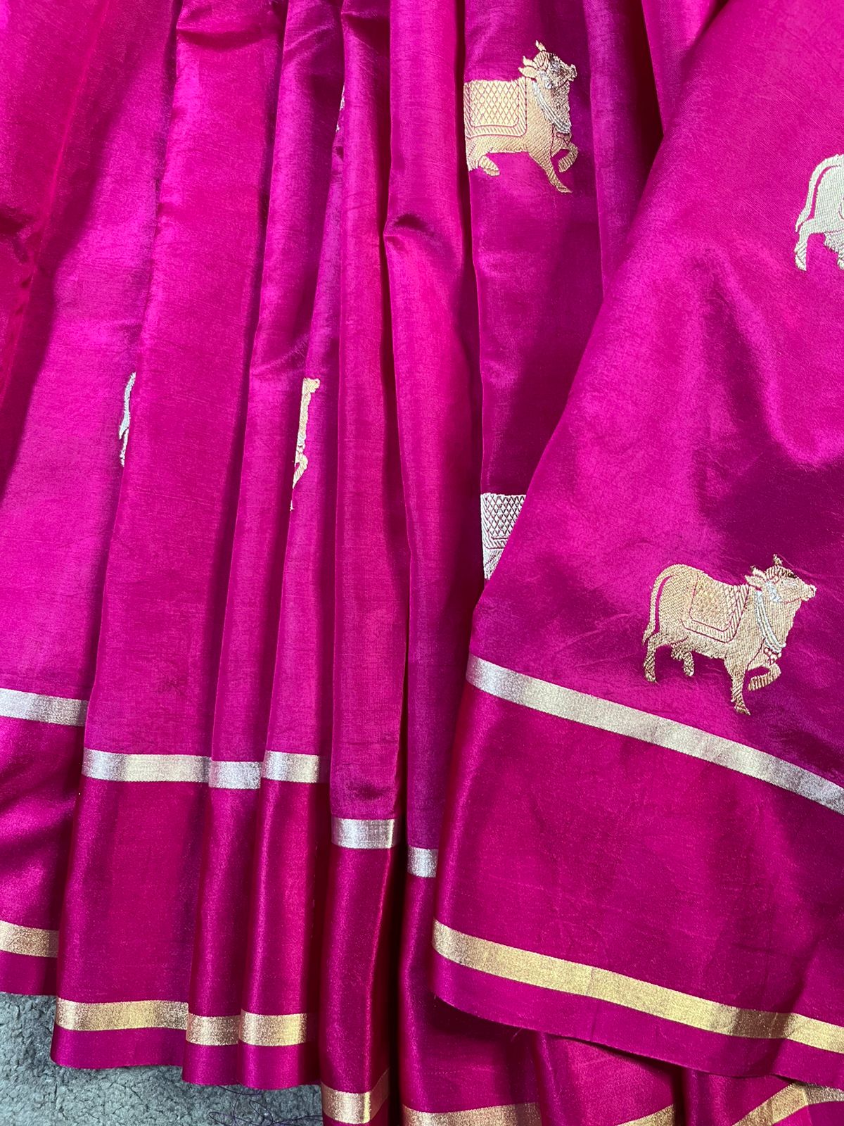 MAGENTA CHINIYA SILK PURE HANDLOOM BANARASI SAREE