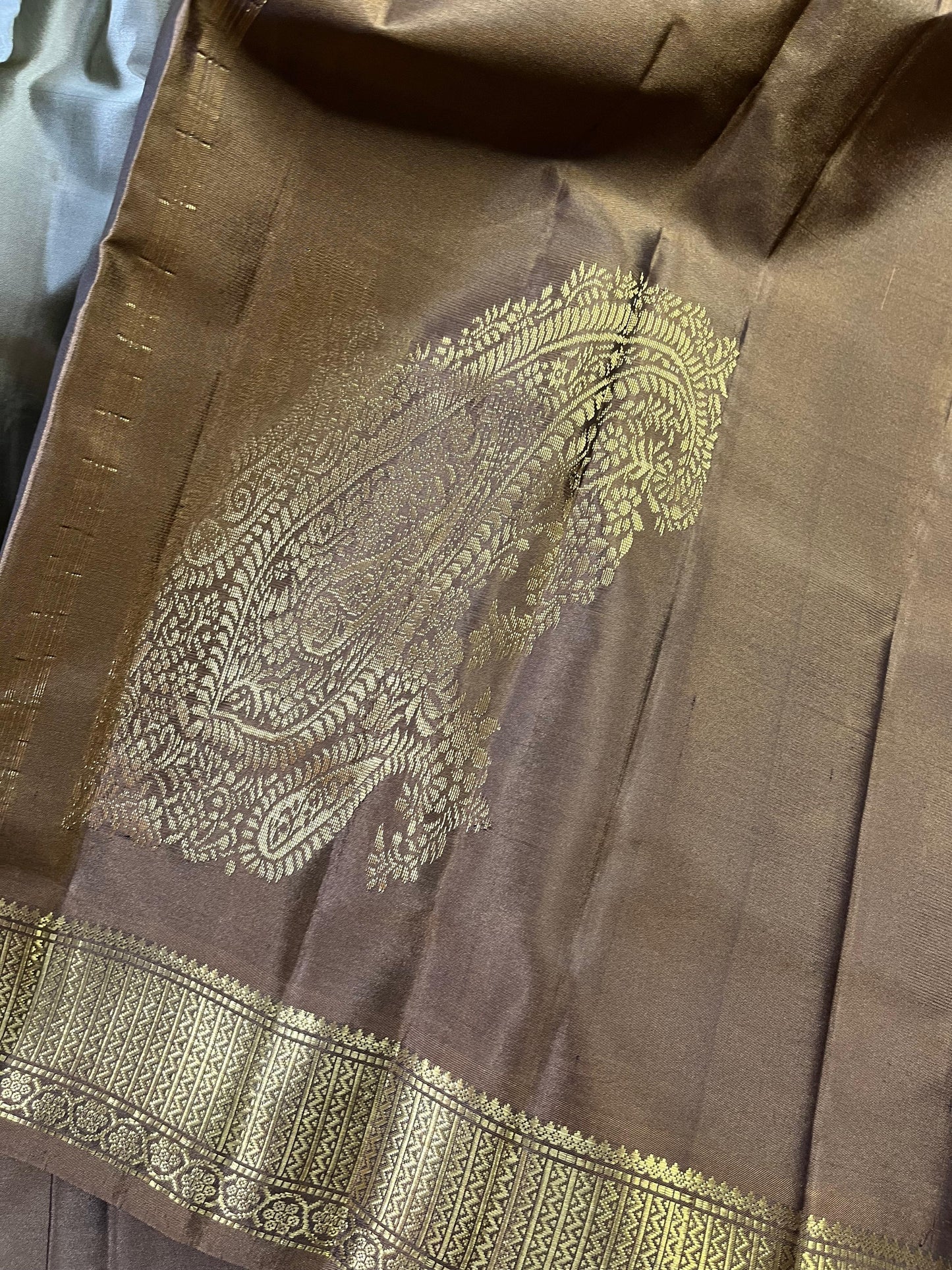 BROWN PURE HANDLOOM MUBBAGAM KANJIVARAM SILK SAREE