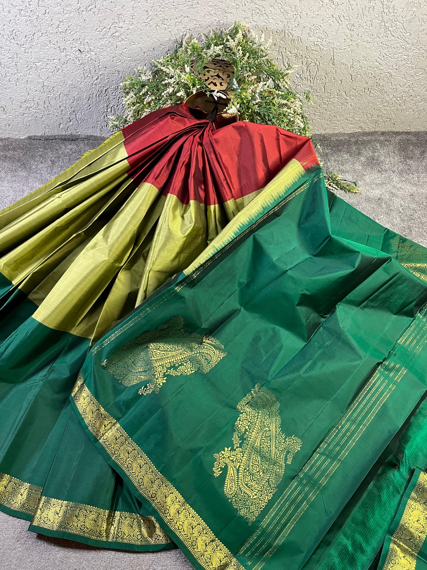 MEHENDI GREEN PURE HANDLOOM MUBBAGAM KANJIVARAM SILK SAREE