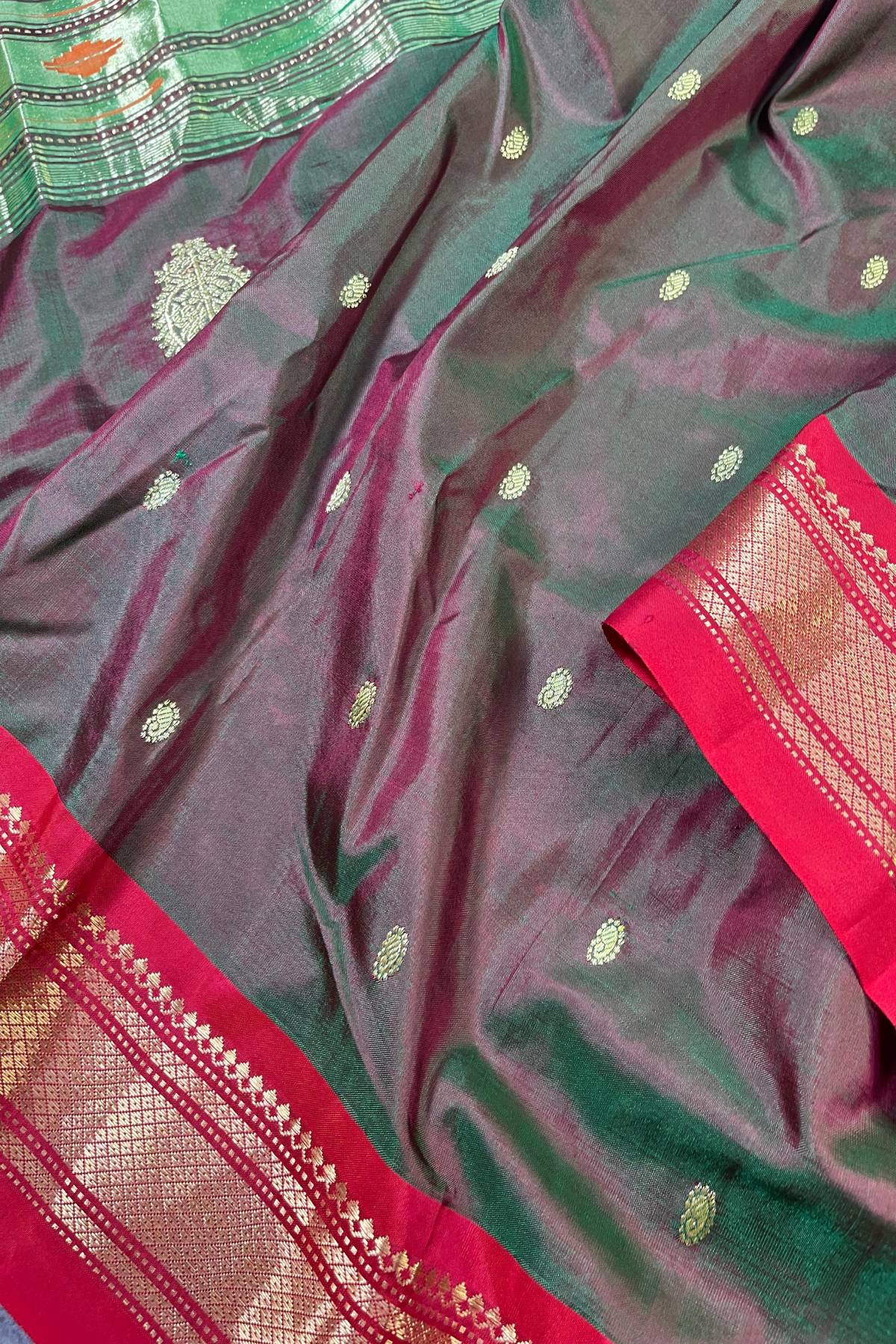 TWO TONE GREEN SILK PURE HANDLOOM PAITHANI DUPATTA
