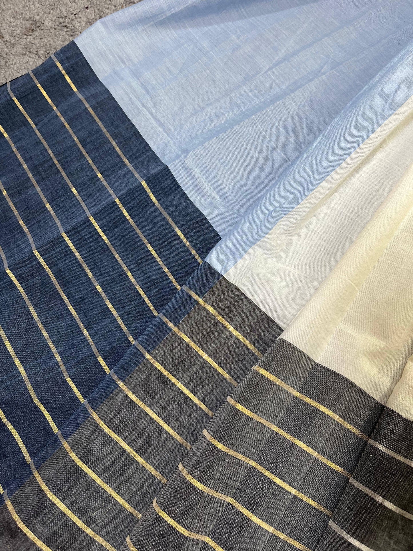 WHITE PURE HANDLOOM KERALA COTTON SAREE