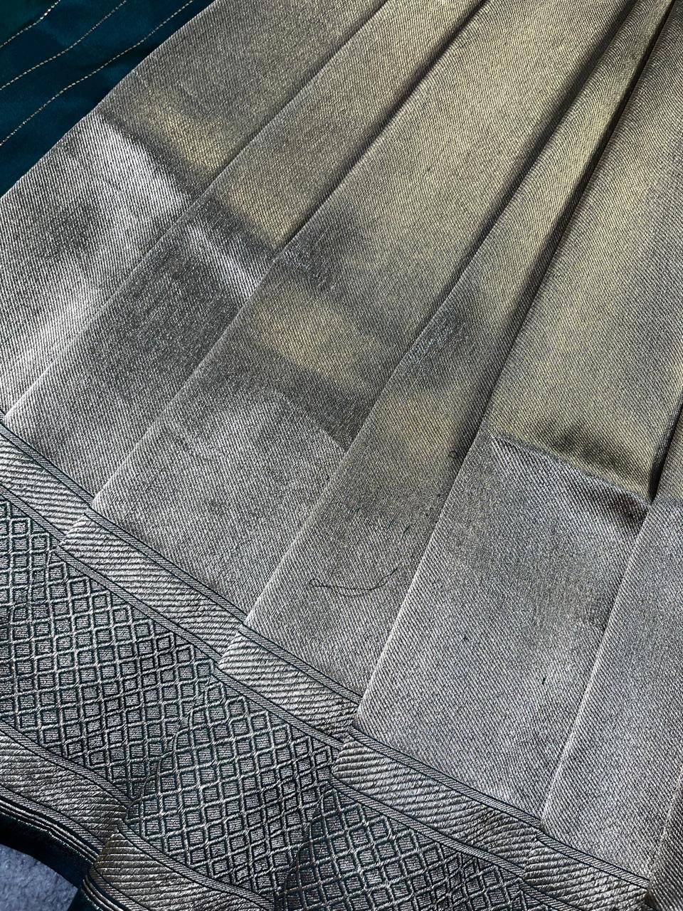 SILVER GREEN KATAN TISSUE PURE HANDLOOM BANARASI SAREE