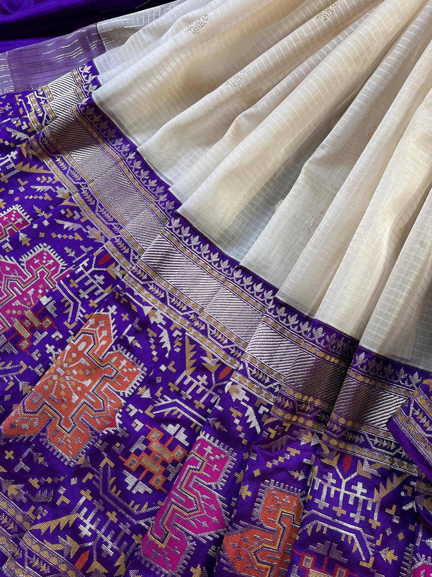 IVORY KORA PURE HANDLOOM BANARASI SAREE