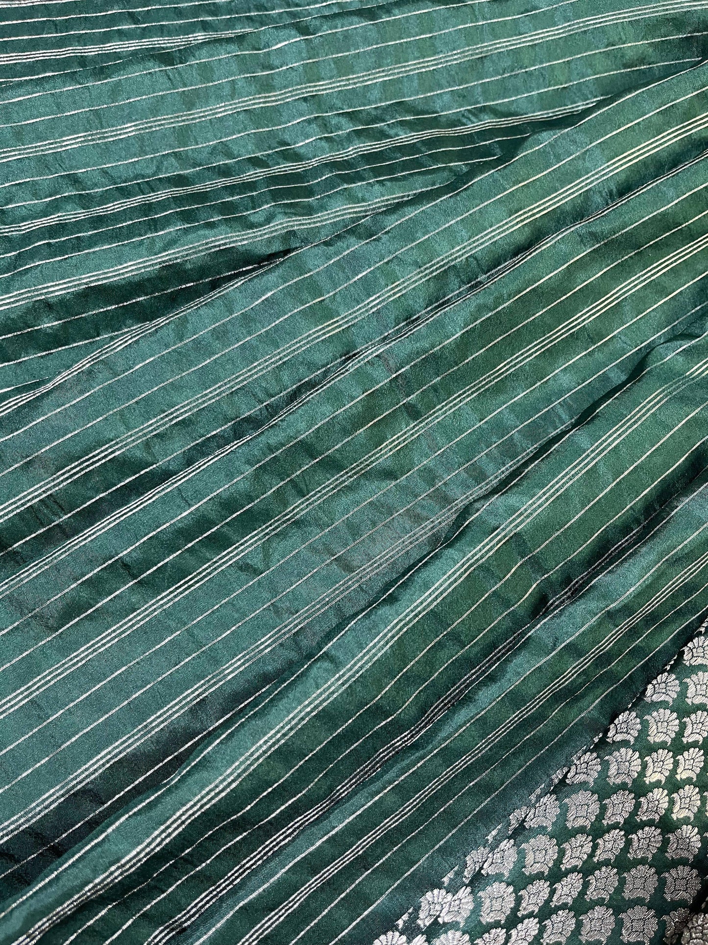 GREEN CHINIYA SILK PURE HANDLOOM BANARASI SAREE
