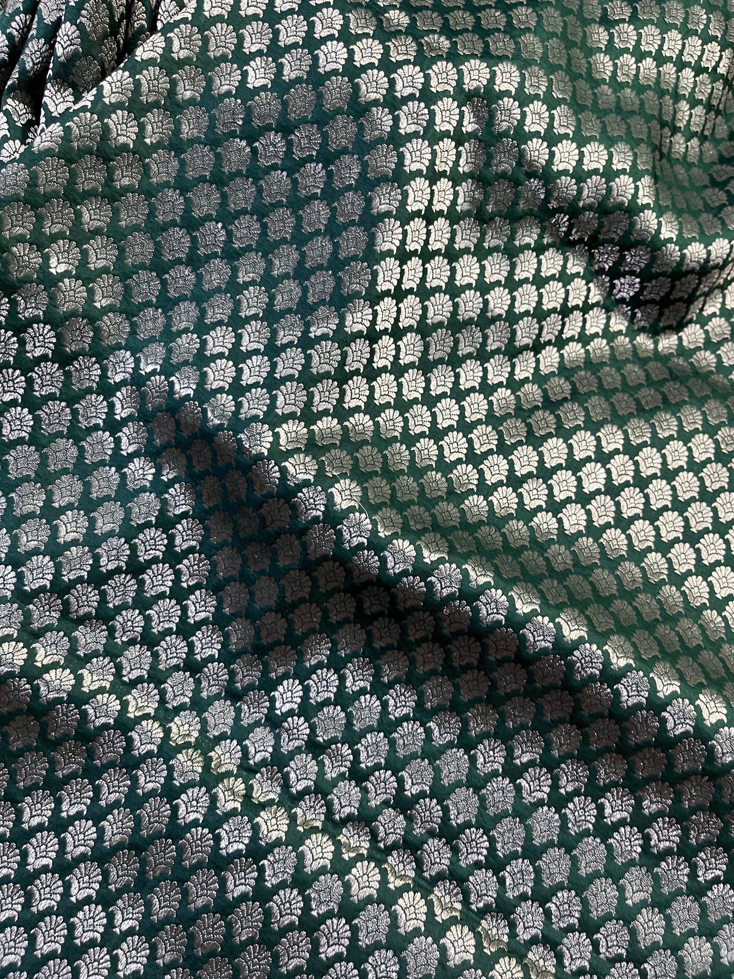 GREEN CHINIYA SILK PURE HANDLOOM BANARASI SAREE