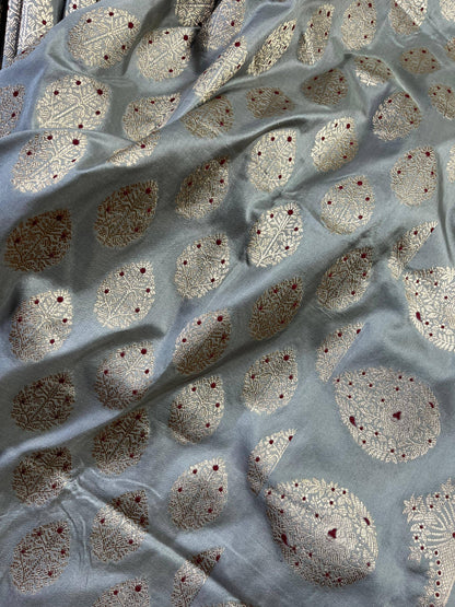 GREY SILK PURE HANDLOOM BANARASI SAREE