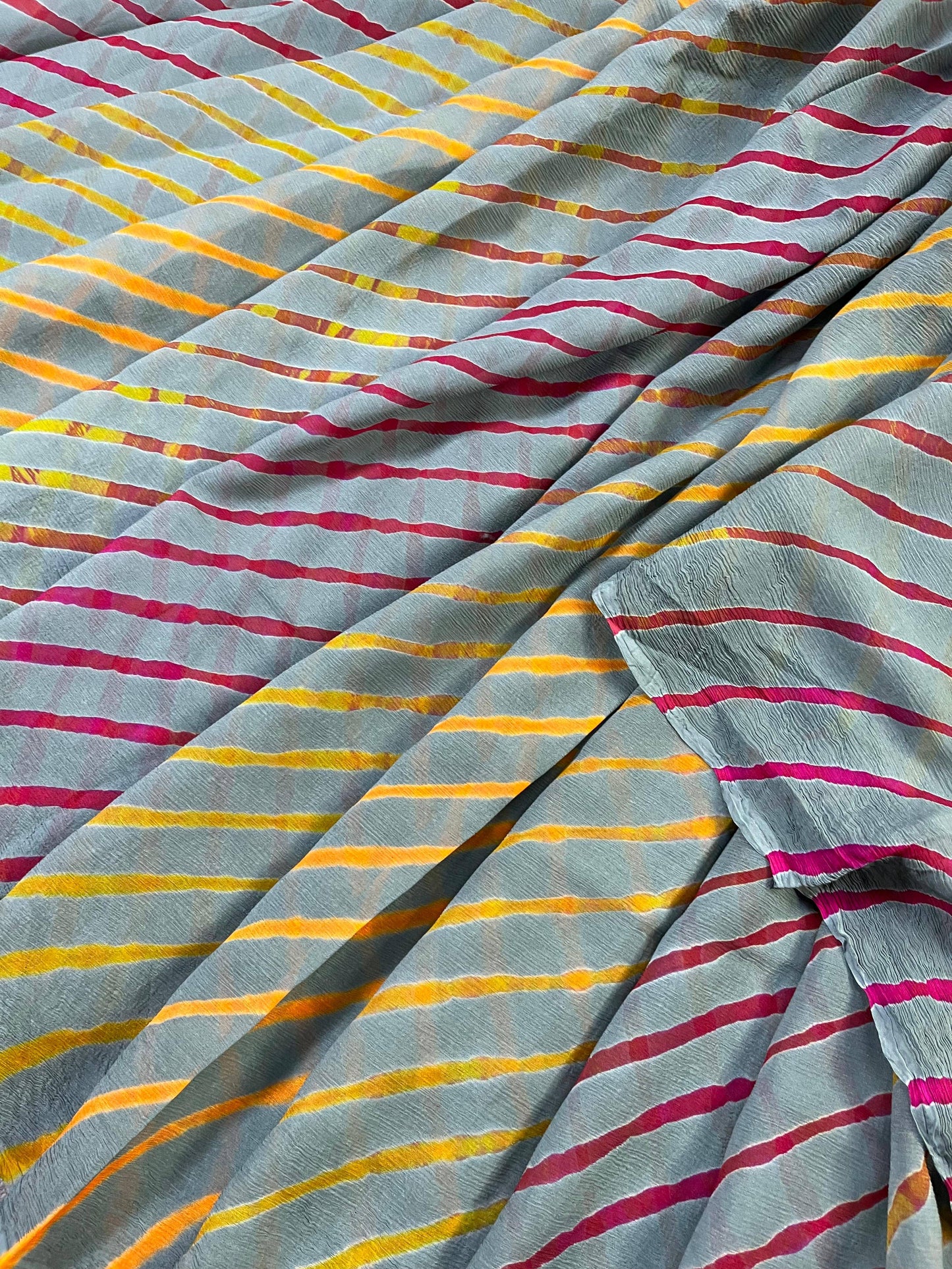 GREY AND OLIVE GREEN CHIFFON PURE HANDLOOM LEHERIYA SAREE