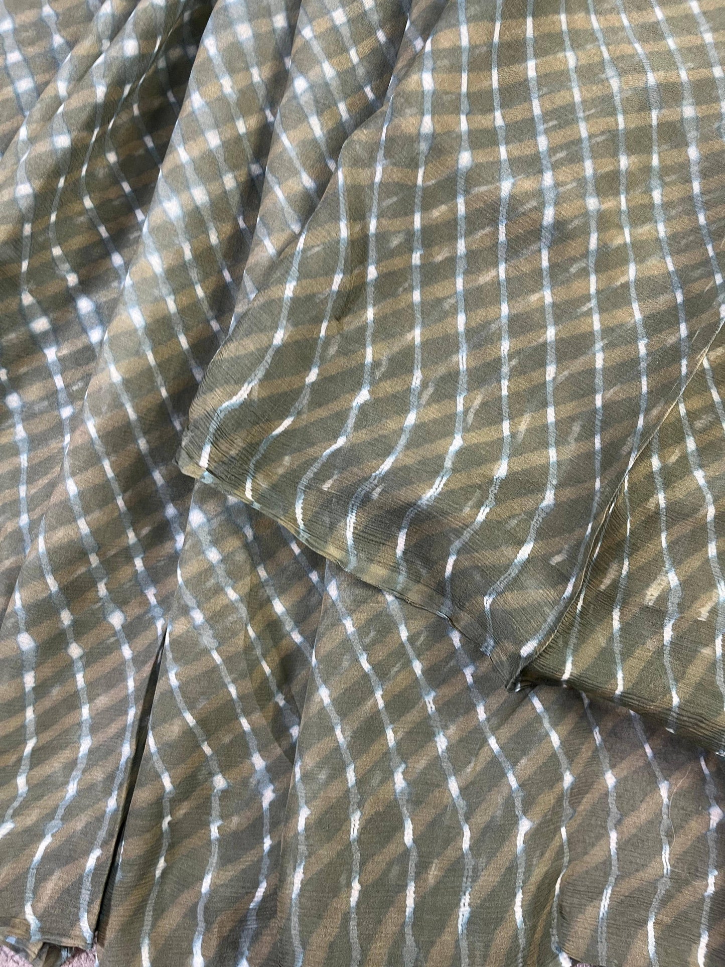 GREY CHIFFON PURE HANDLOOM LEHERIYA SAREE