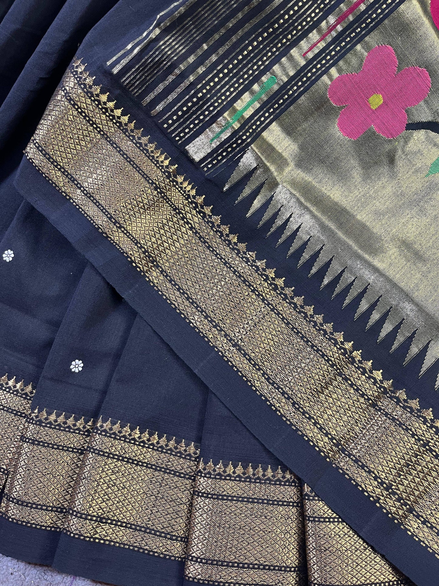 BLACK COTTON PURE HANDLOOM PAITHANI SAREE
