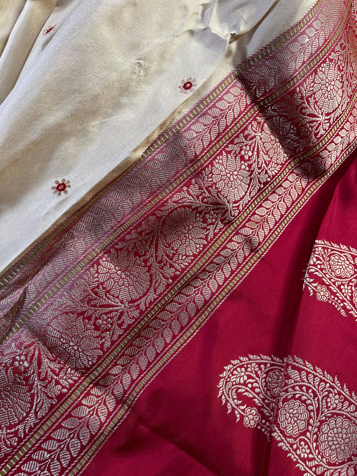 CREAM SILK PURE HANDLOOM BANARASI SAREE