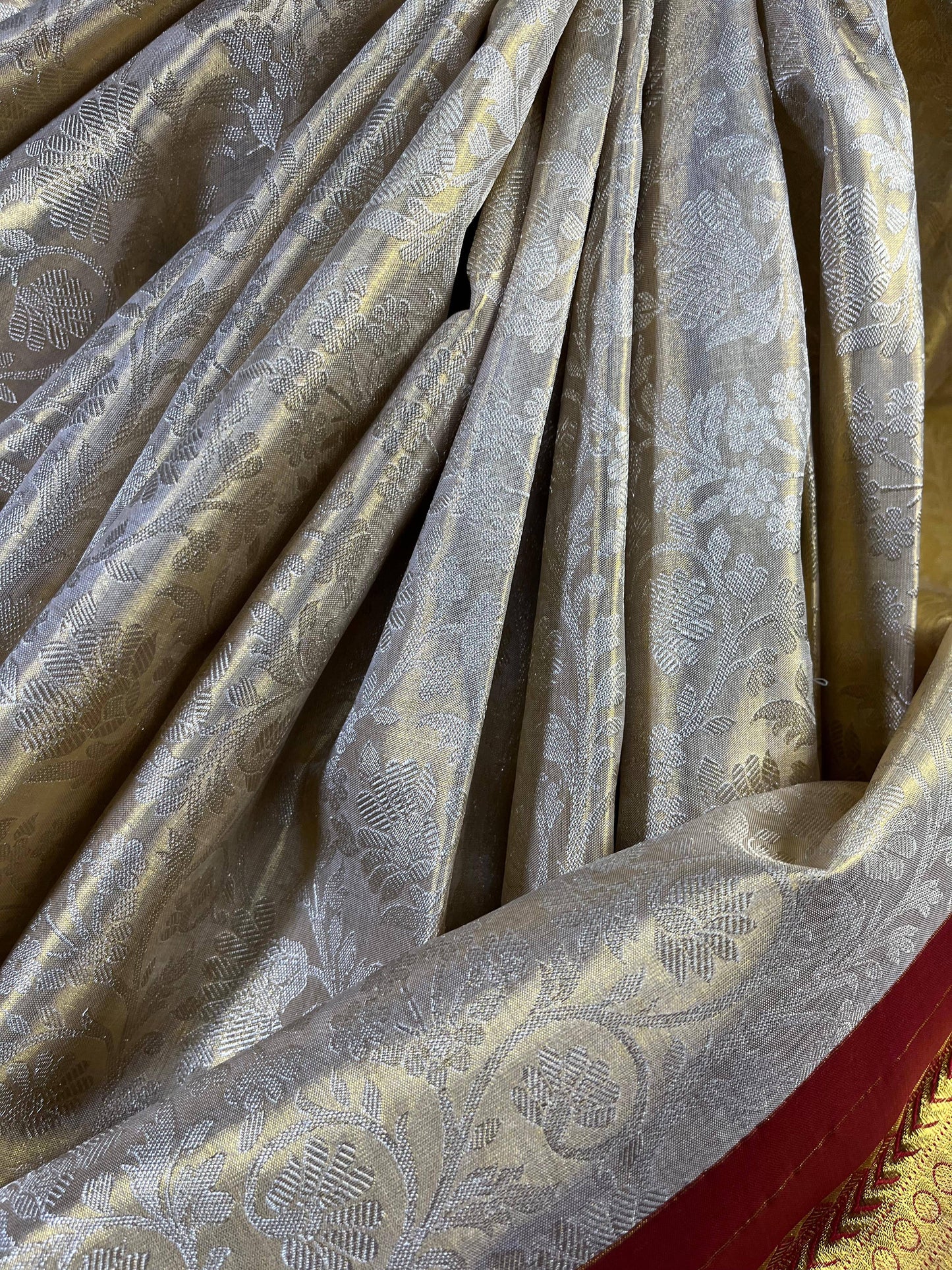 IVORY TISSUE SILK PURE HANDLOOM KANJIVARAM SAREE