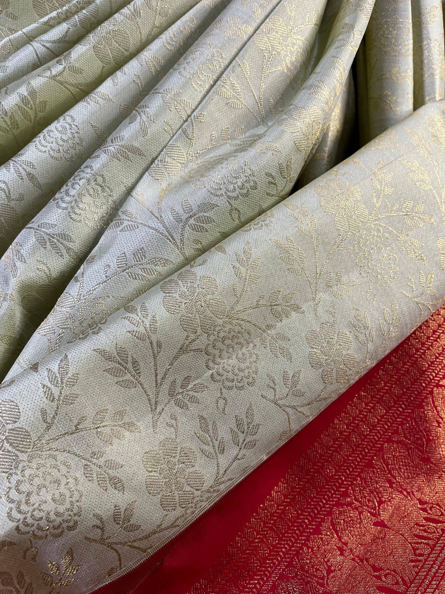 IVORY SILK PURE HANDLOOM KANJIVARM SAREE