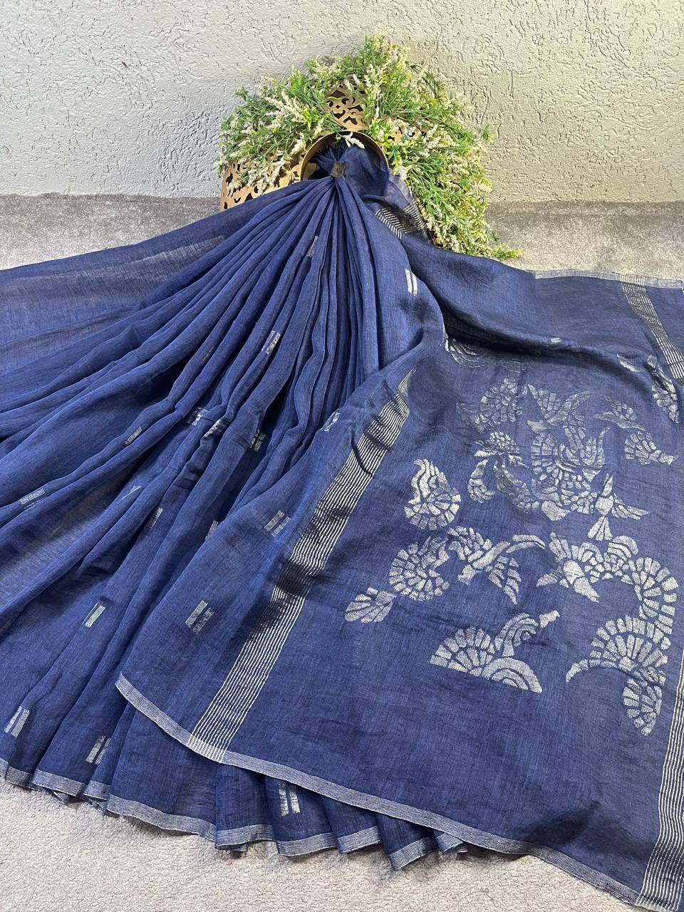 NAVY BLUE PURE HANDLOOM LINEN SAREE