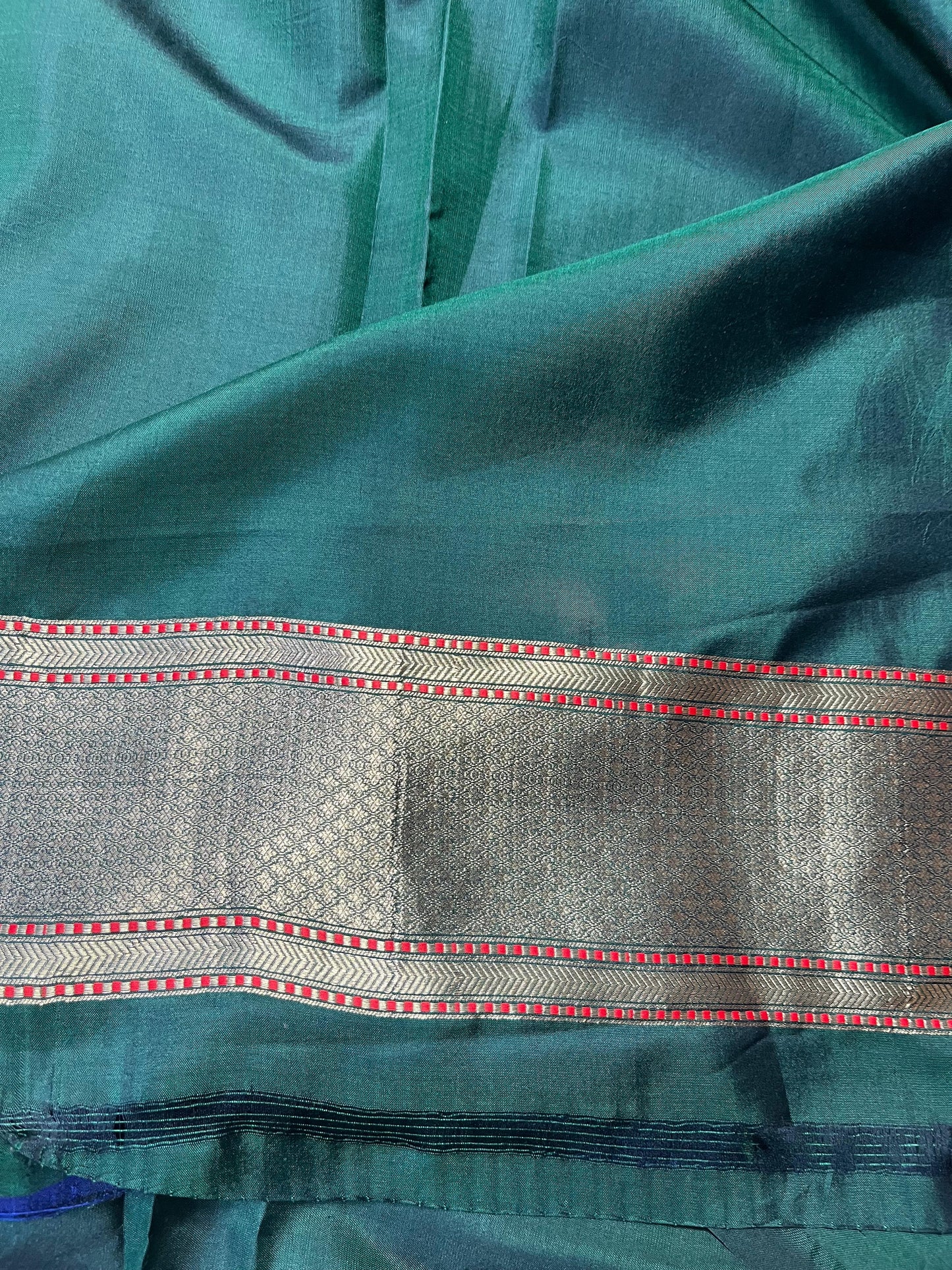 GREEN SILVER KATAN TISSUE PURE HANDLOOM BANARASI SAREE