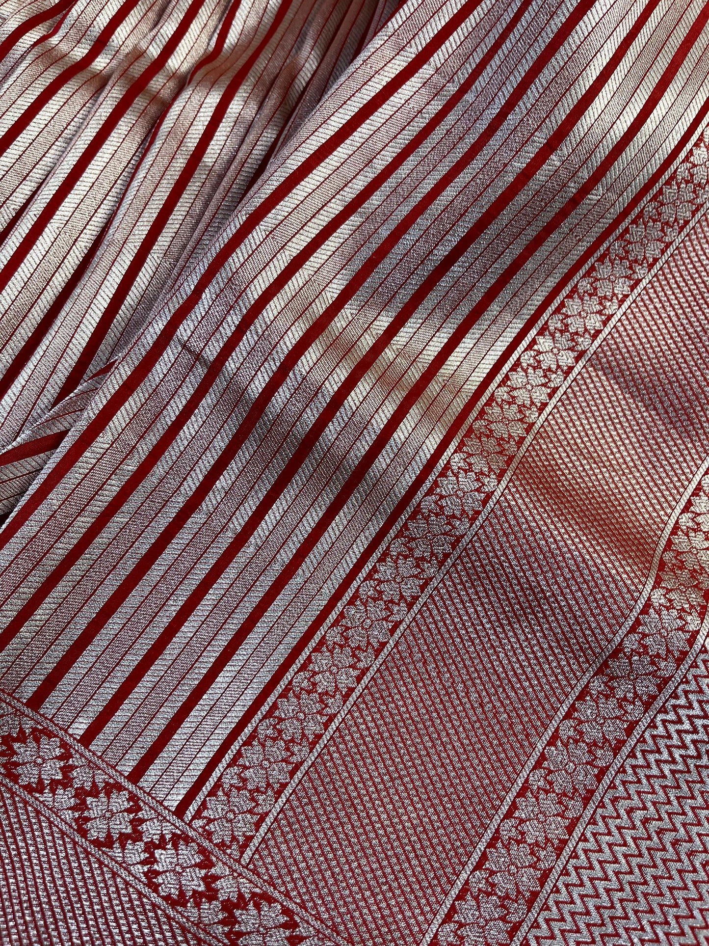 REDDISH ORANGE KATAN TISSUE PURE HANDLOOM BANARASI SAREE