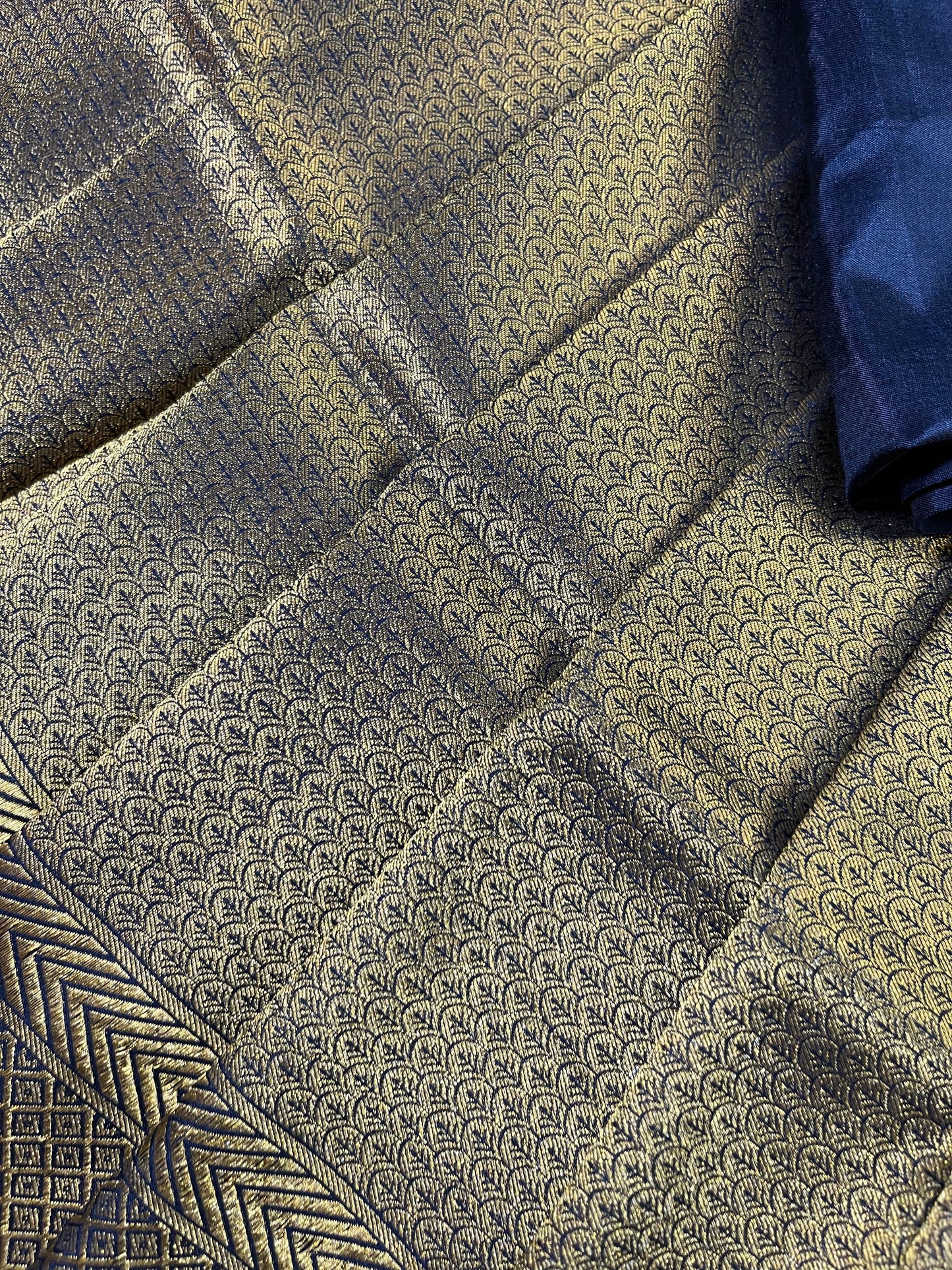GOLD KATAN TISSUE PURE HANDLOOM BANARASI SAREE