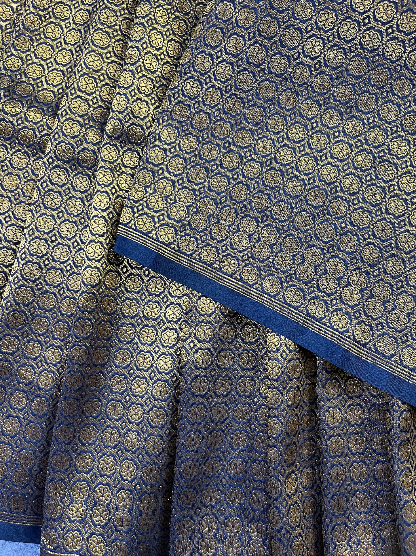 GOLD KATAN TISSUE PURE HANDLOOM BANARASI SAREE