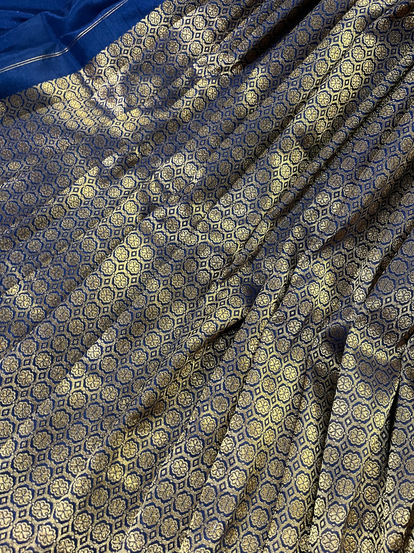 GOLD KATAN TISSUE PURE HANDLOOM BANARASI SAREE